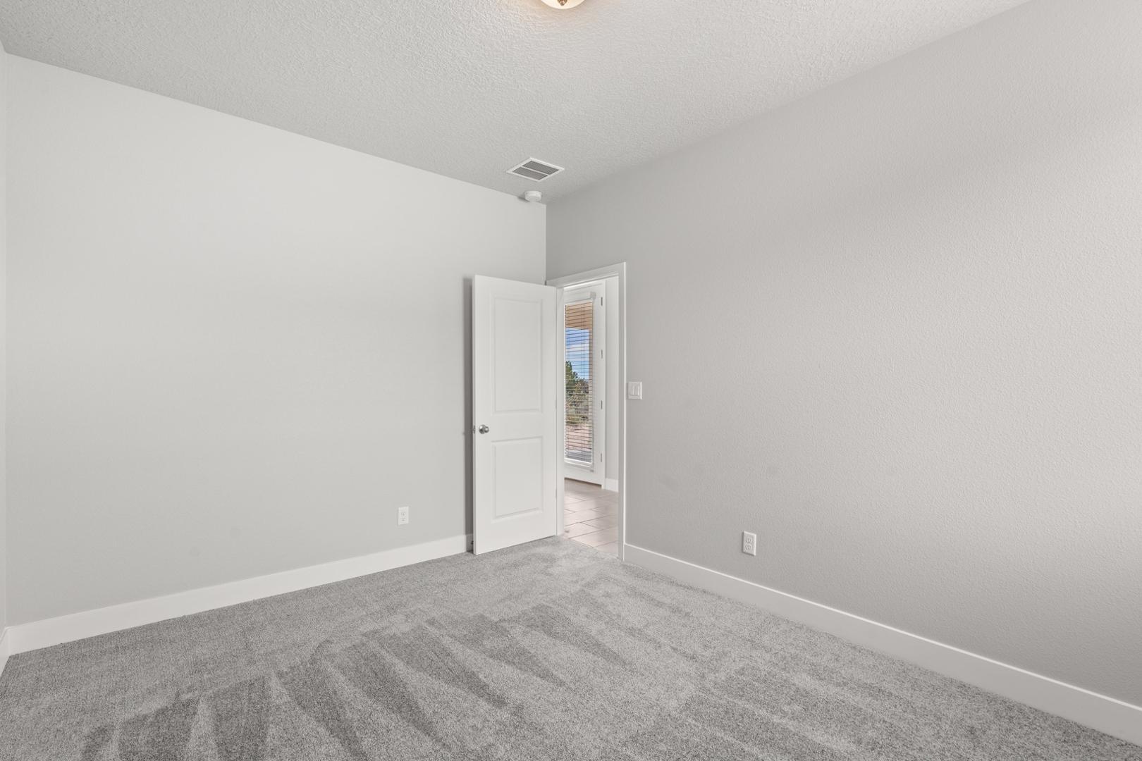 400 B Pecos Loop NW B