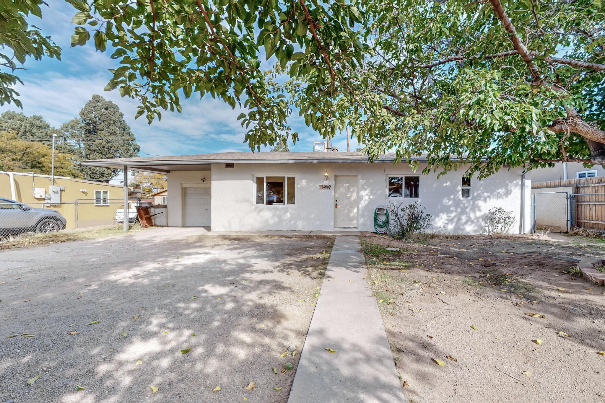 4909 COMANCHE Road NE