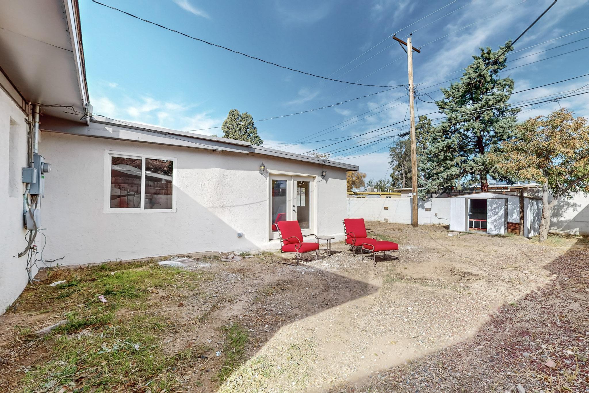 4909 COMANCHE Road NE