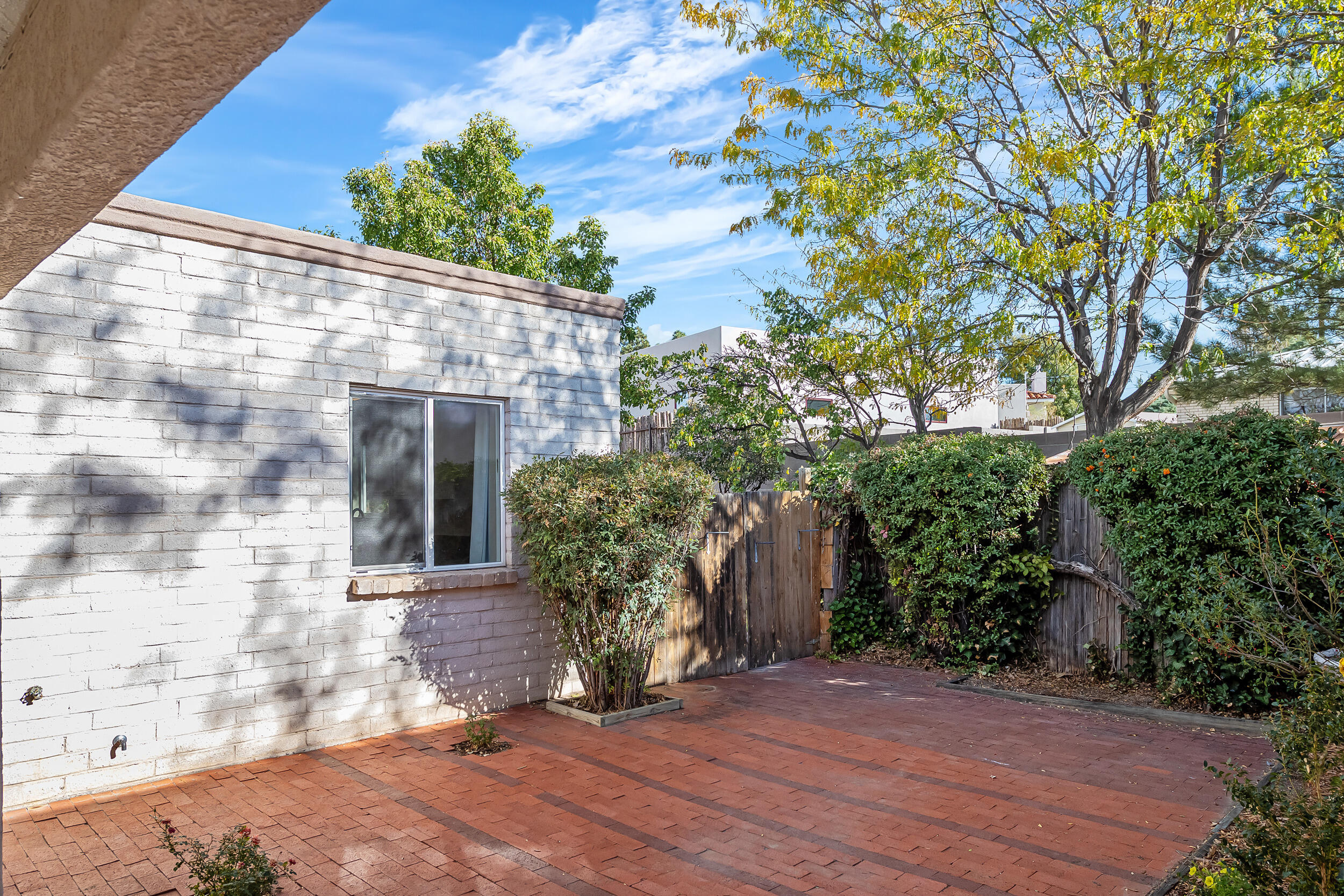 901 POCO CERRO Court SE