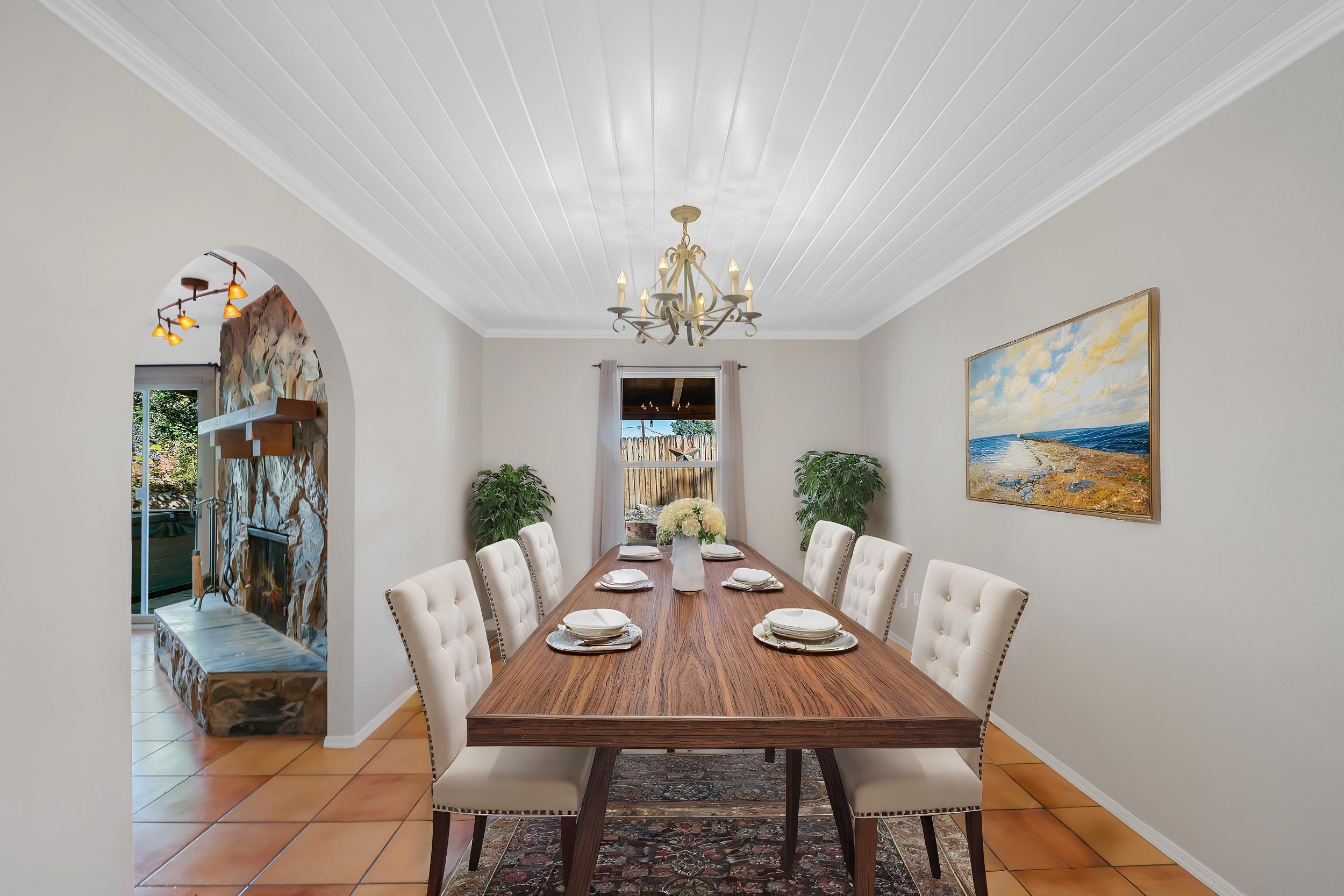 901 POCO CERRO Court SE