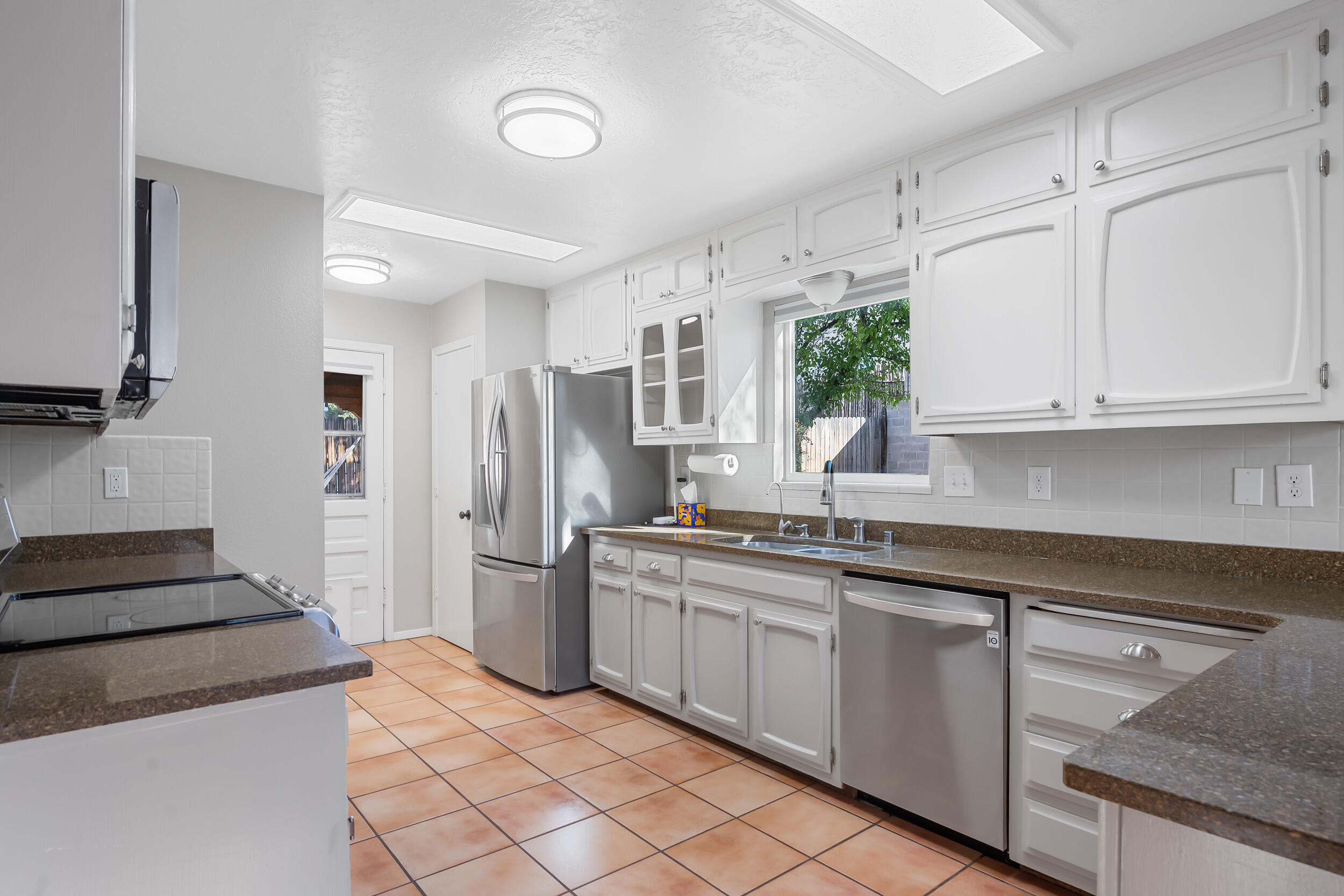 901 POCO CERRO Court SE