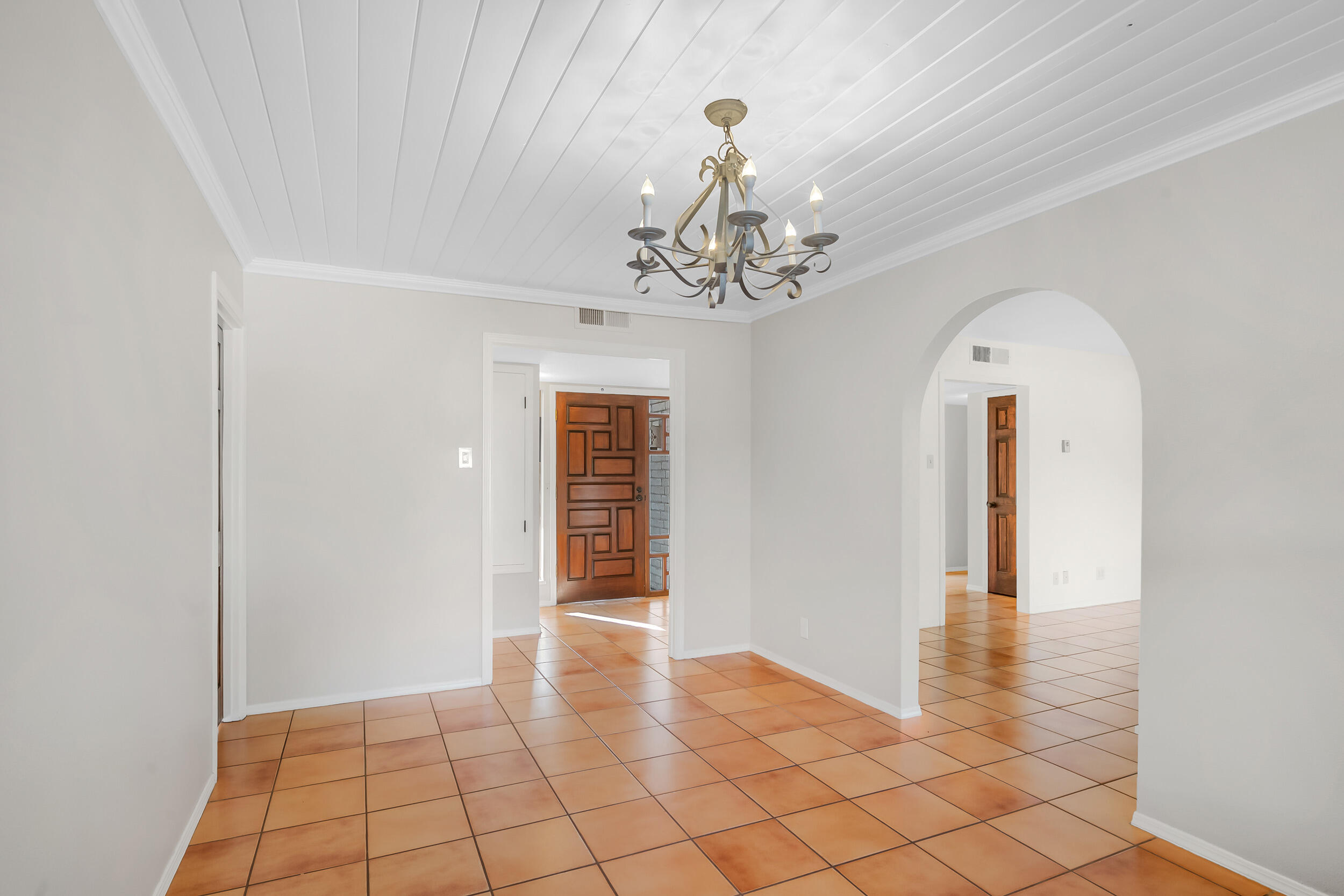 901 POCO CERRO Court SE