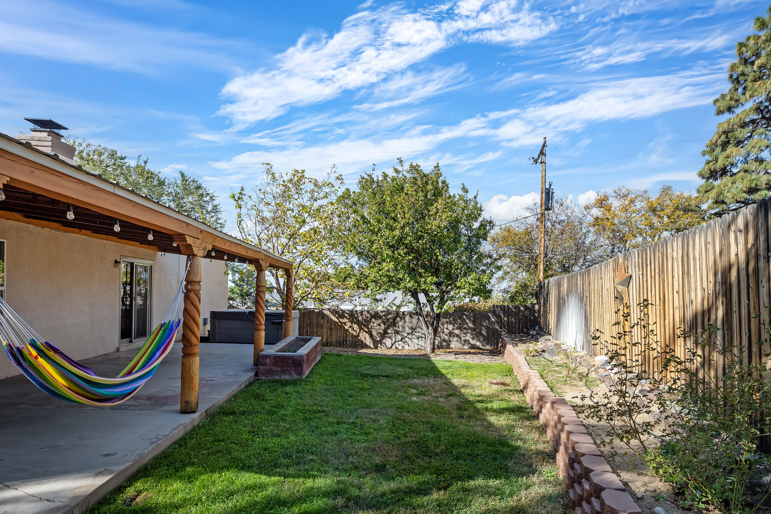 901 POCO CERRO Court SE