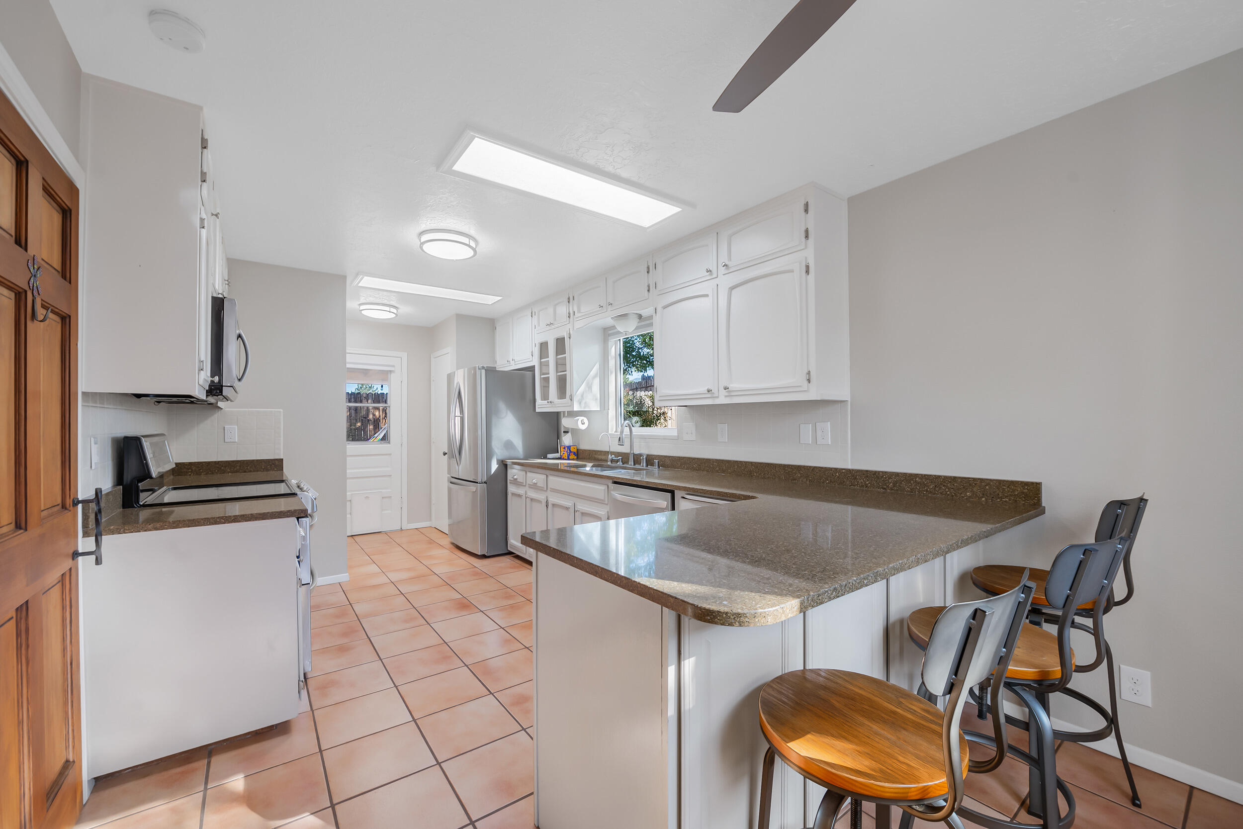 901 POCO CERRO Court SE