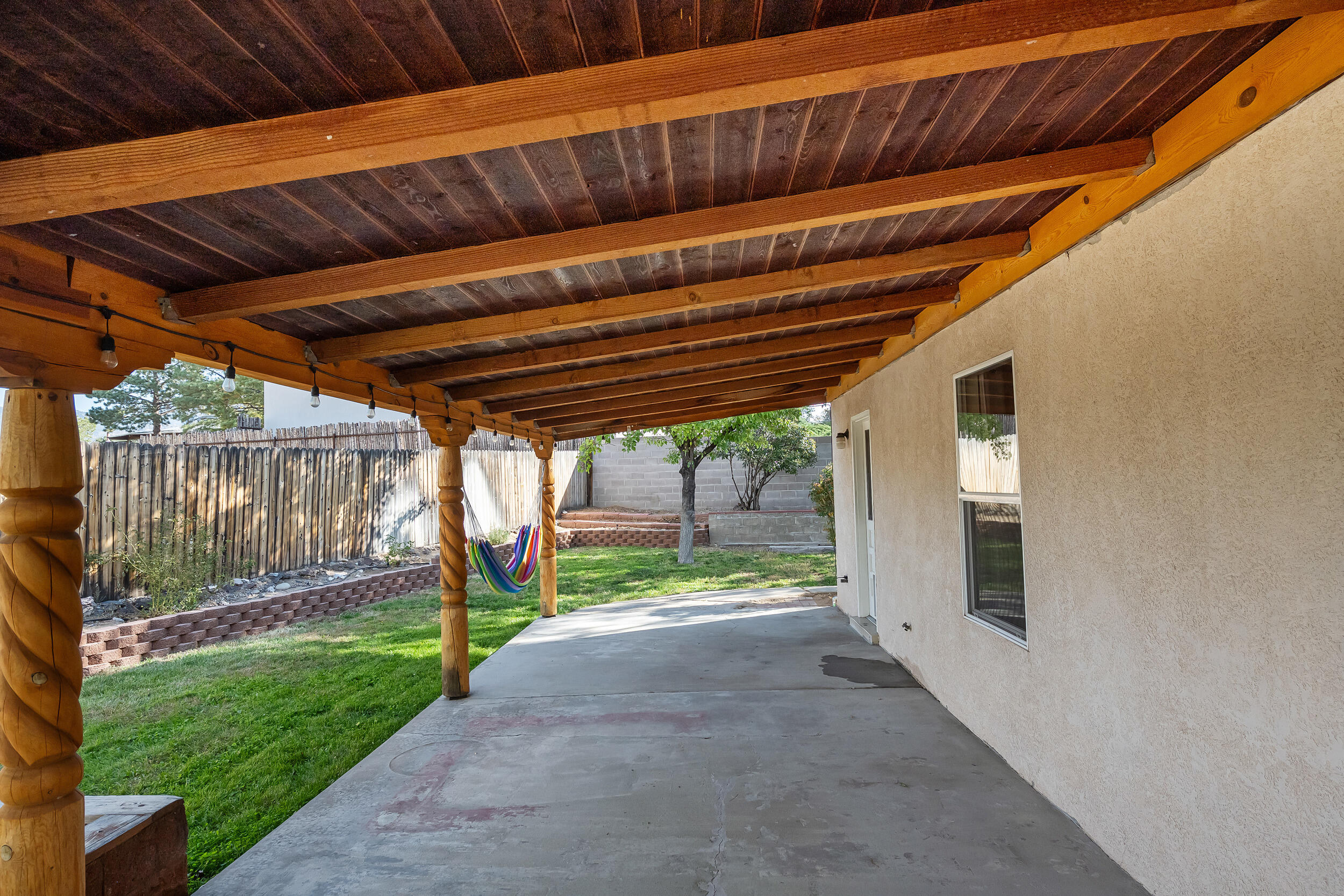 901 POCO CERRO Court SE