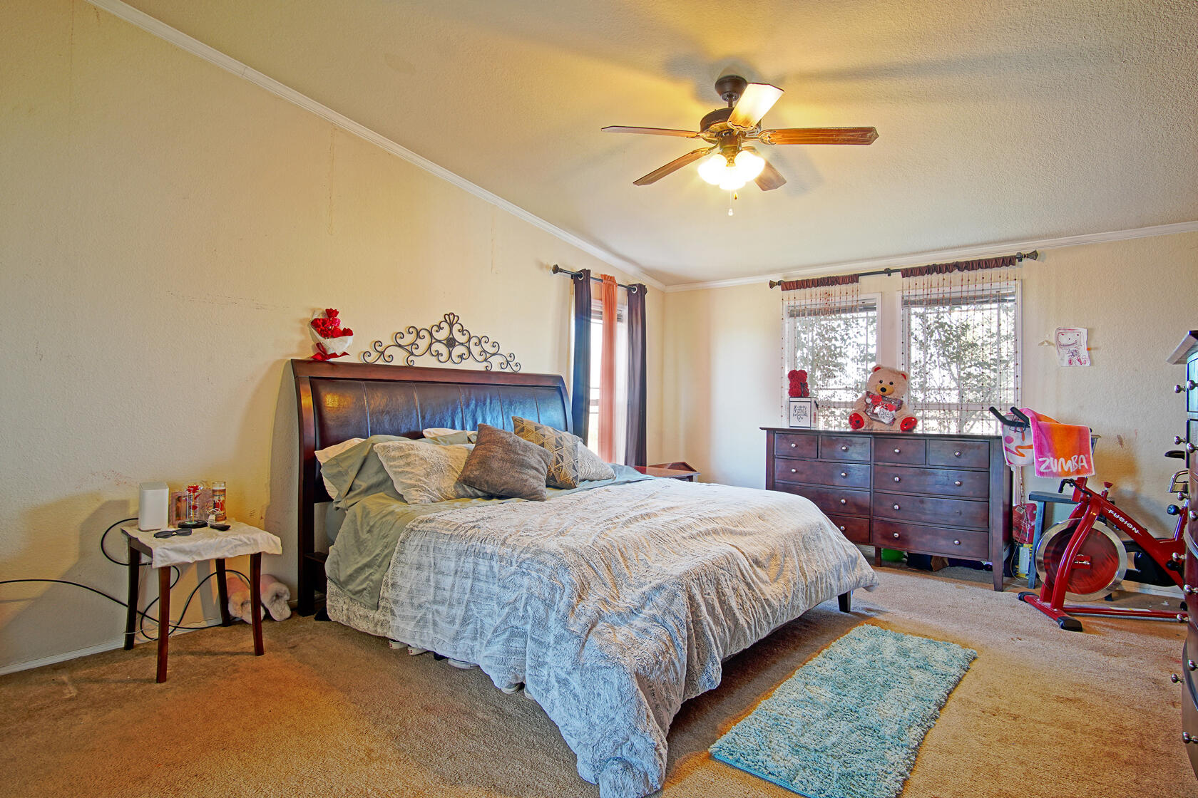 570 MEADOWLAKE Road