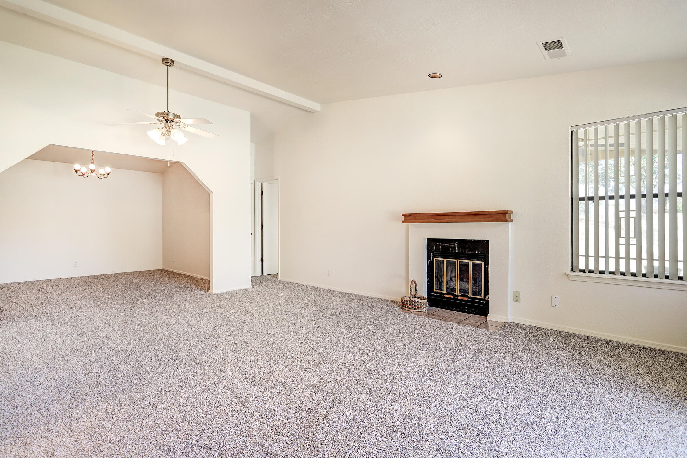 409 Rock Creek Park Avenue NE