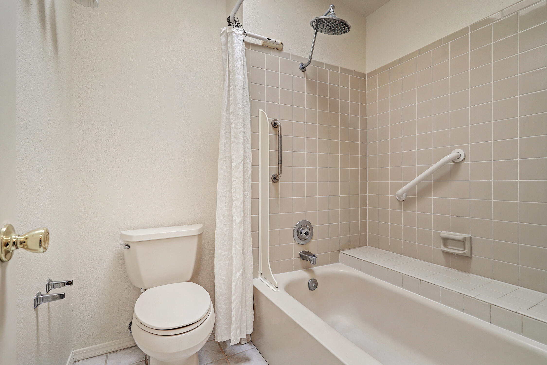 409 Rock Creek Park Avenue NE