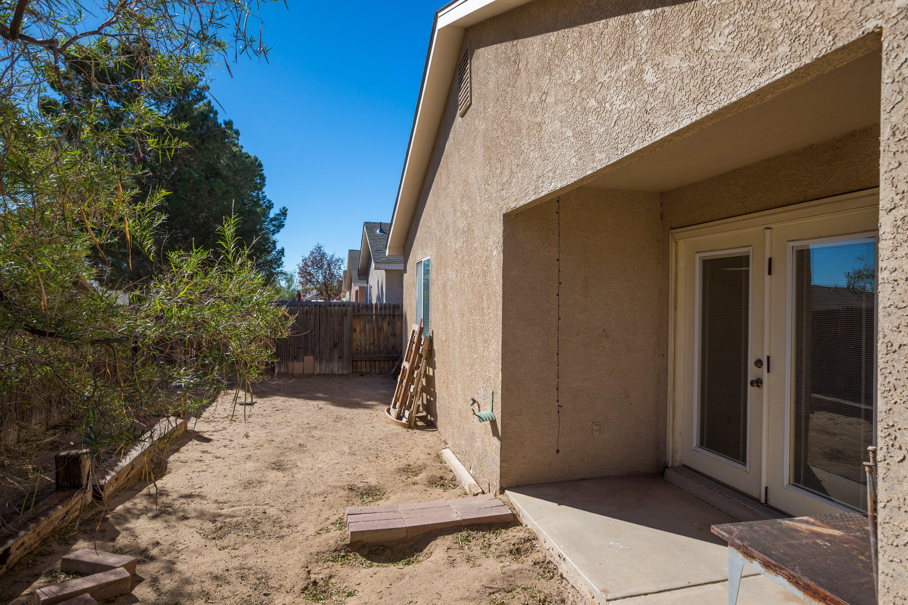 300 SAN TOMAS Lane SW