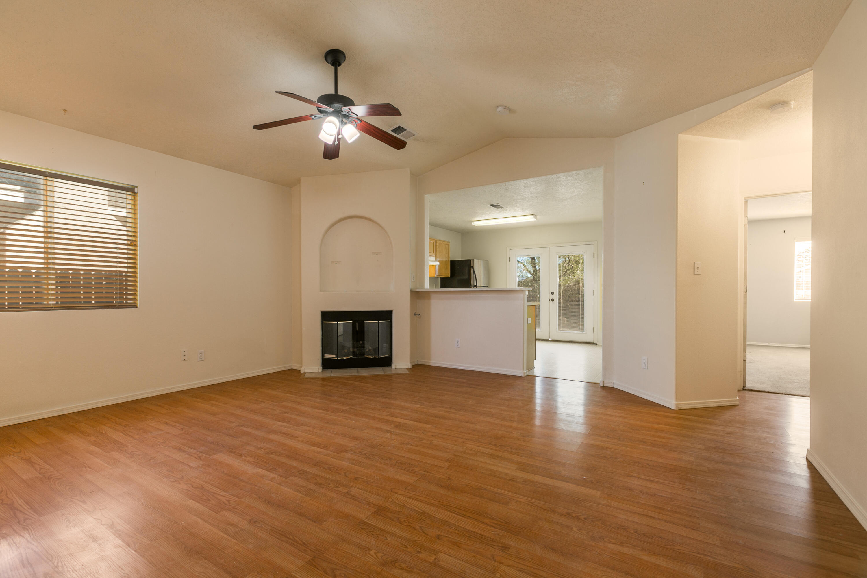 300 SAN TOMAS Lane SW