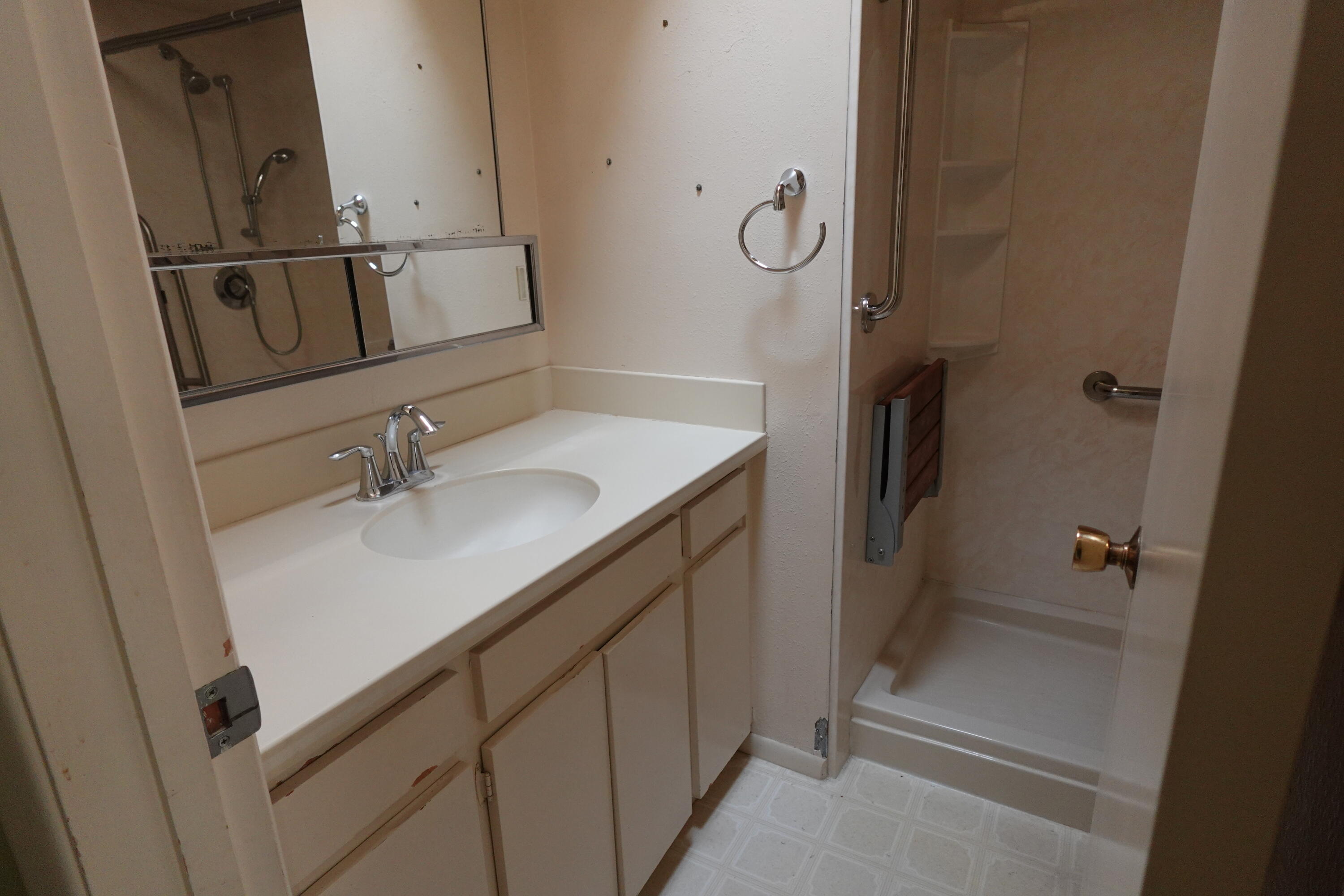 7728 El Conde Avenue NE