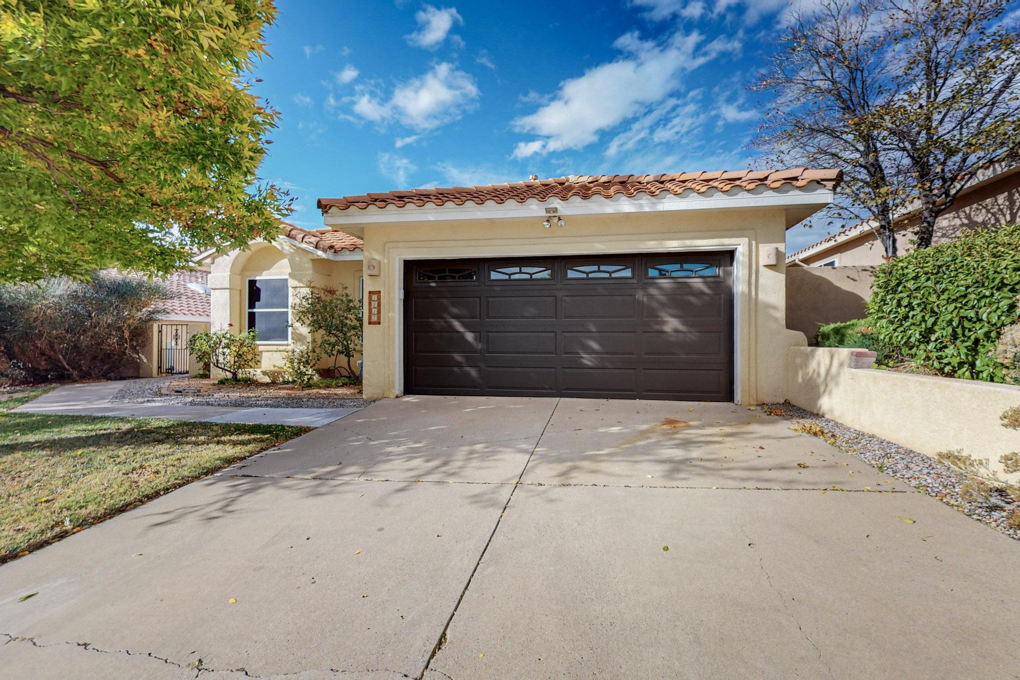 1215 BLUE QUAIL Road NE