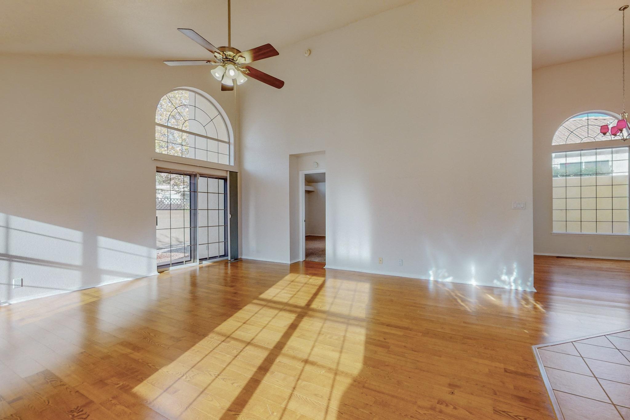 1215 BLUE QUAIL Road NE