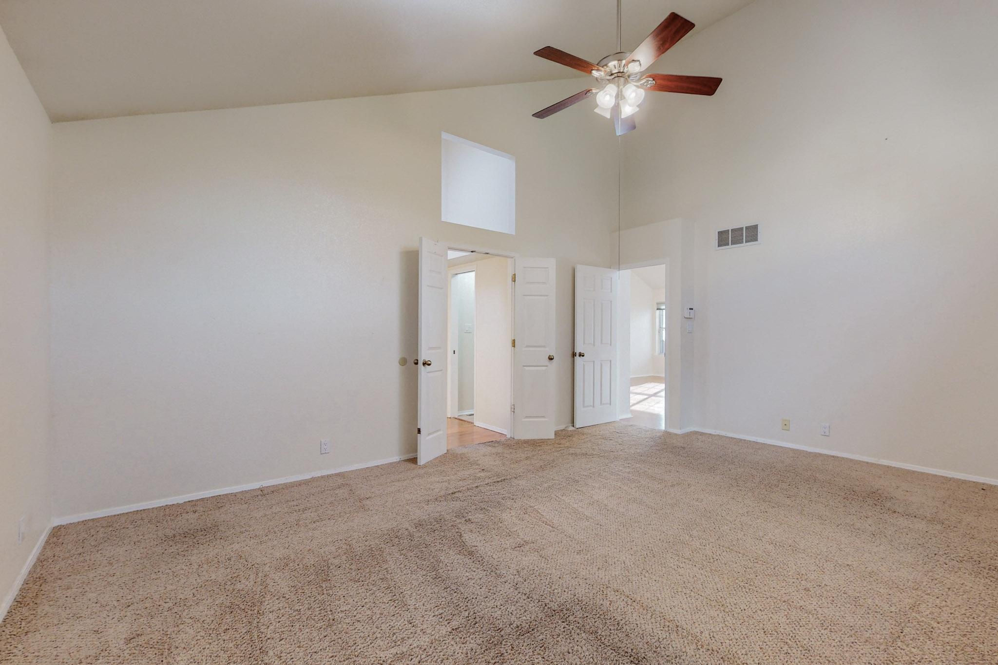 1215 BLUE QUAIL Road NE