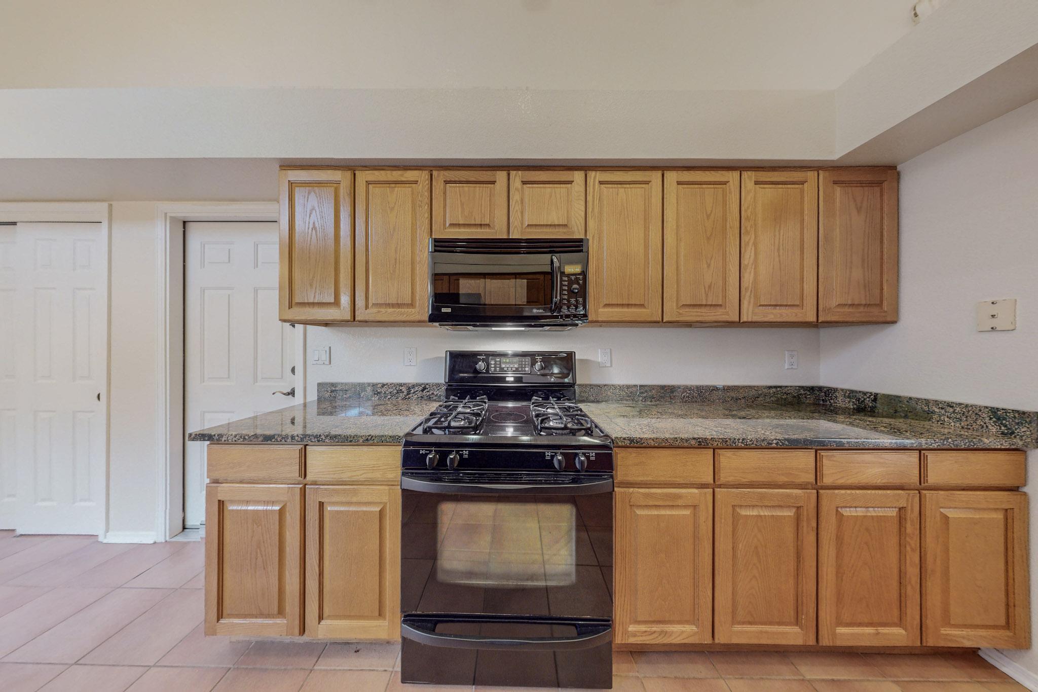 1215 BLUE QUAIL Road NE