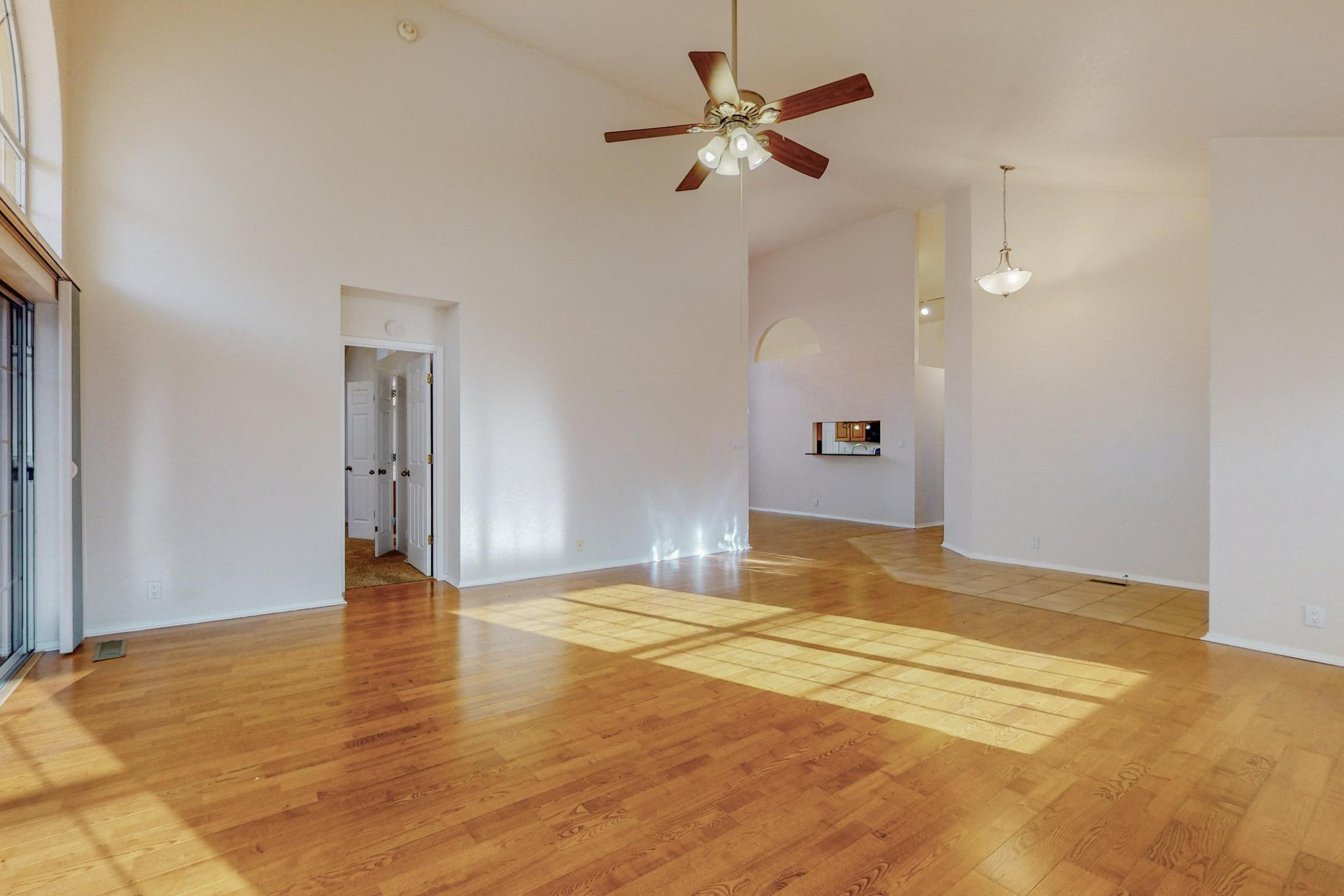 1215 BLUE QUAIL Road NE