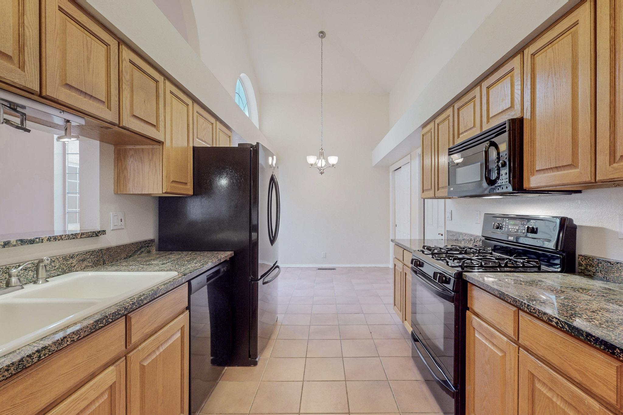 1215 BLUE QUAIL Road NE