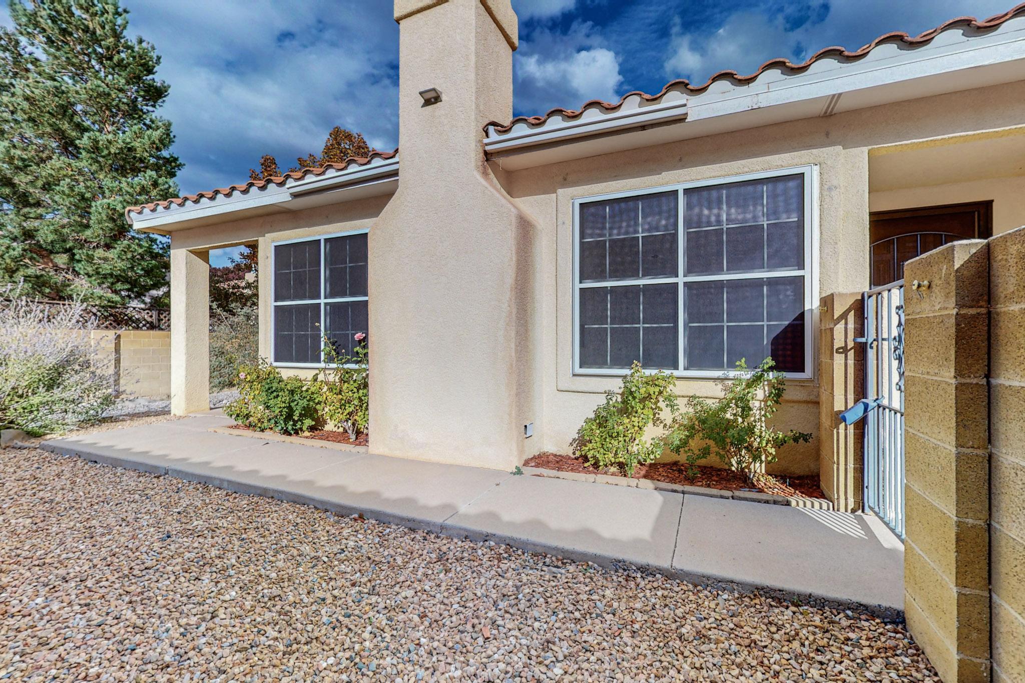 1215 BLUE QUAIL Road NE