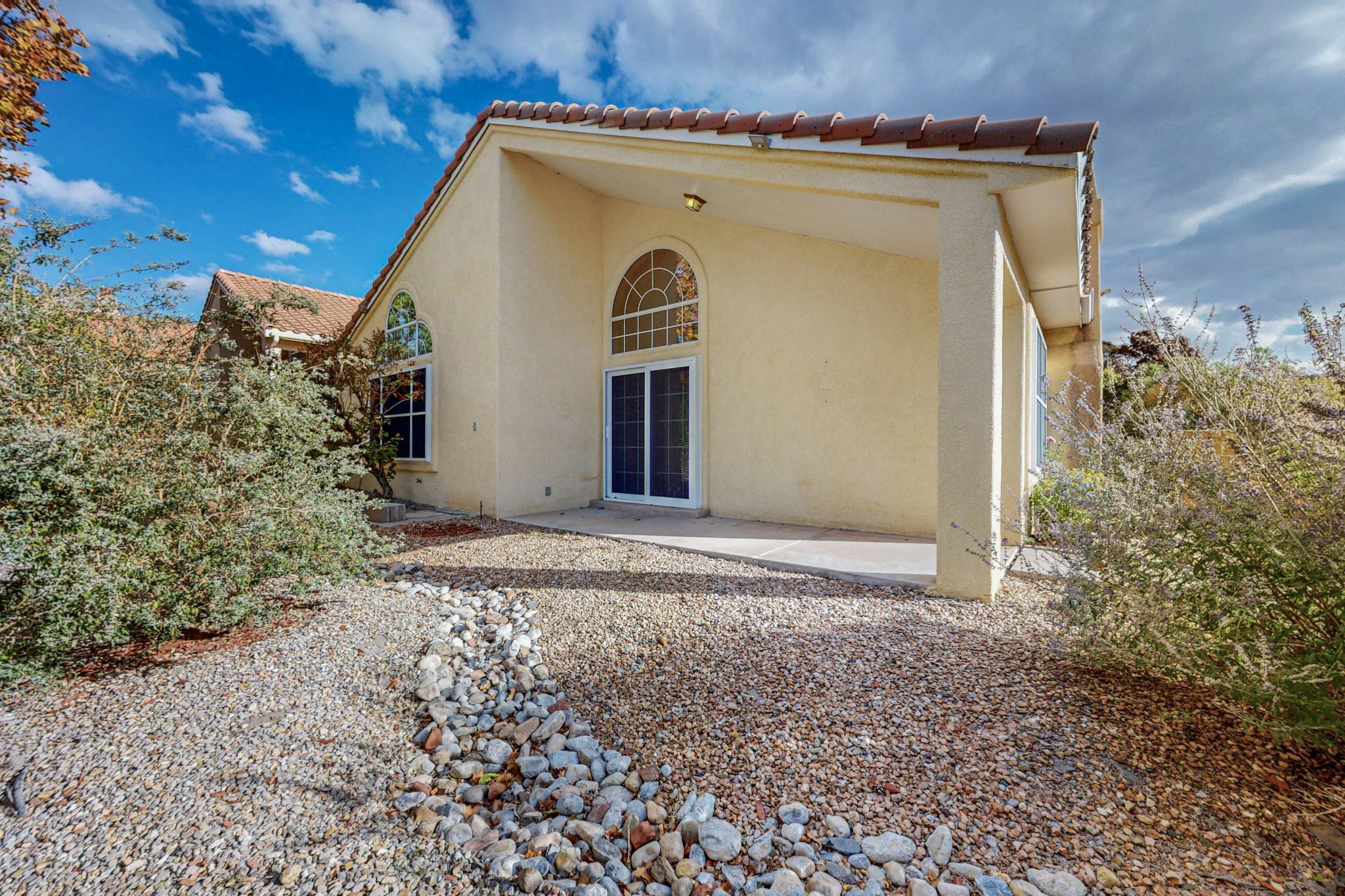 1215 BLUE QUAIL Road NE