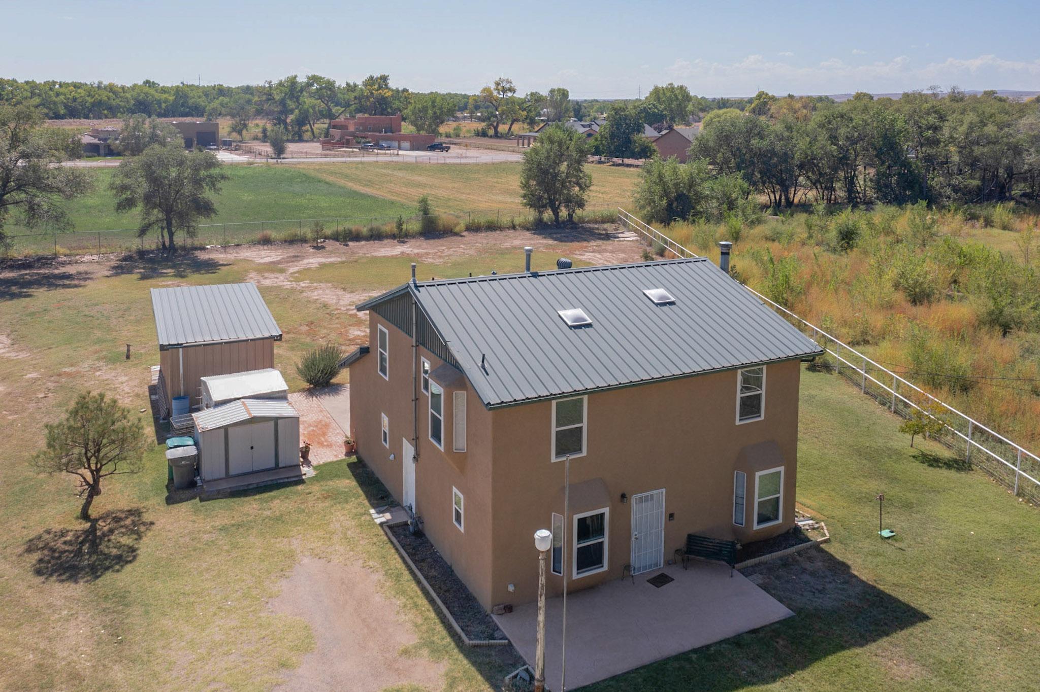 1413 LAKEVIEW Road SW