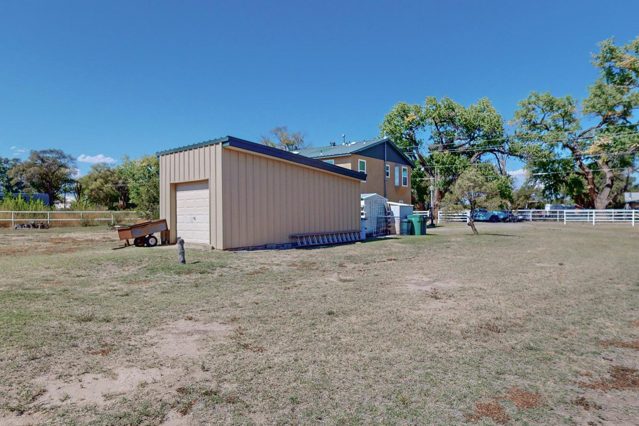1413 LAKEVIEW Road SW