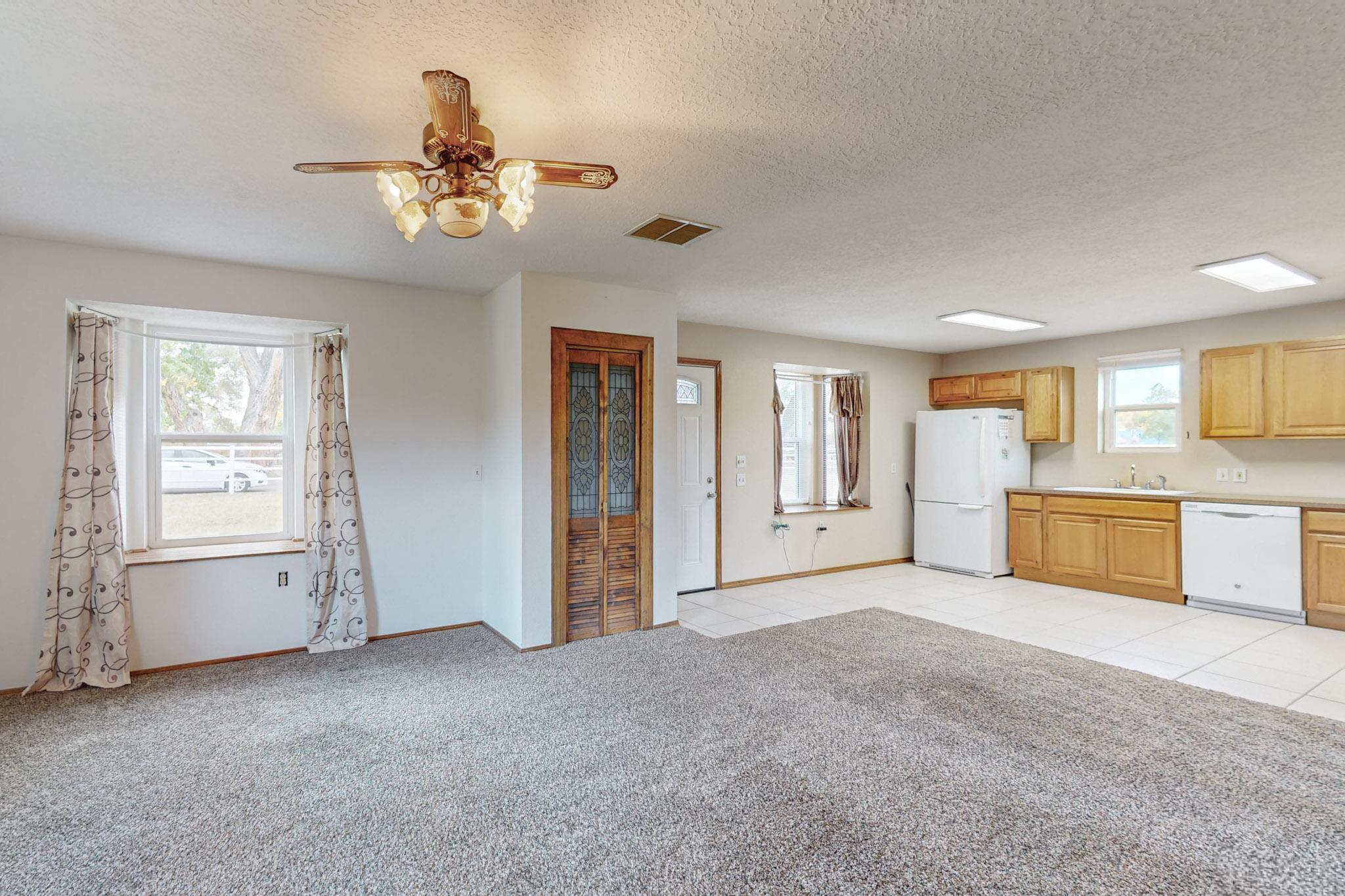 1413 LAKEVIEW Road SW