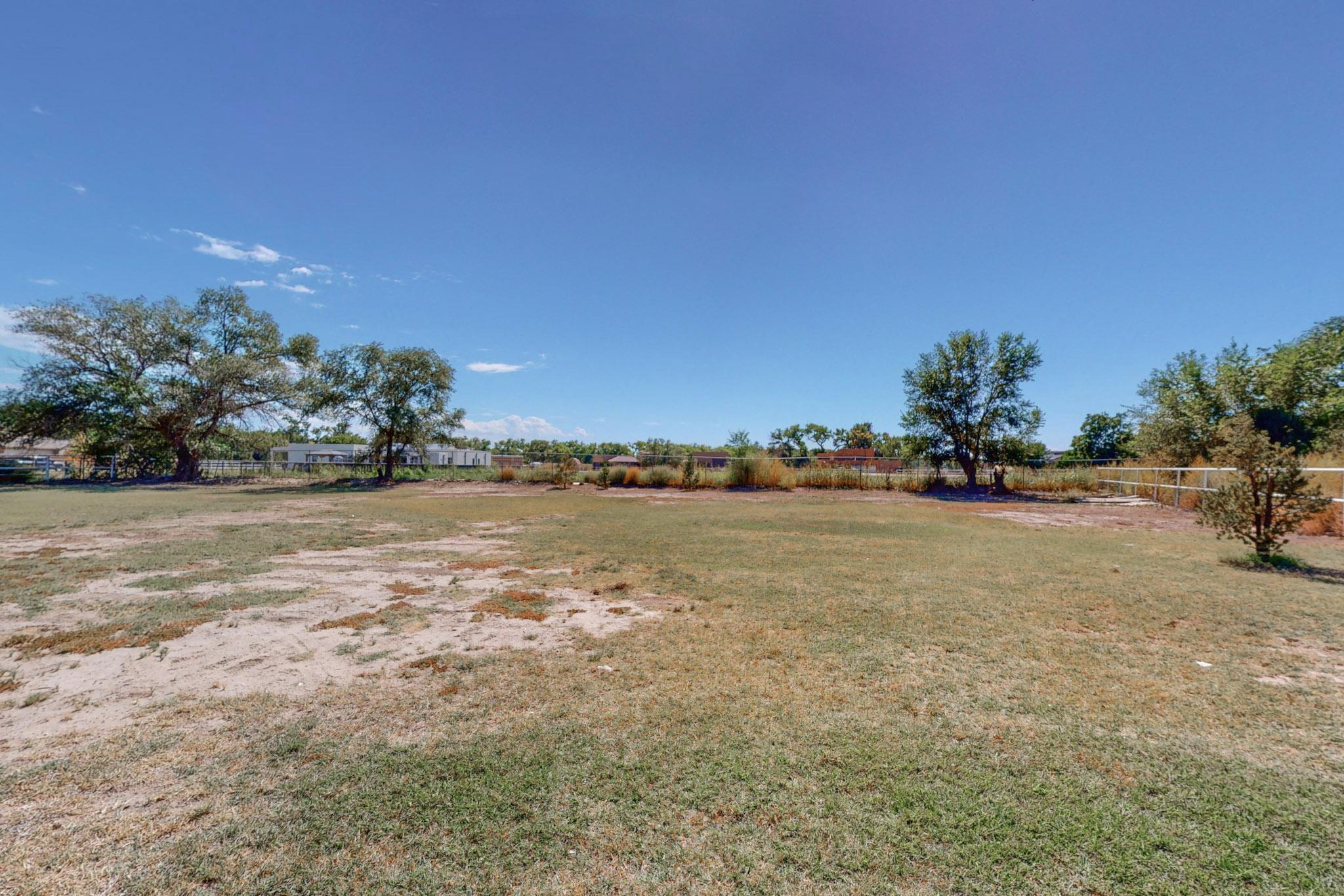 1413 LAKEVIEW Road SW