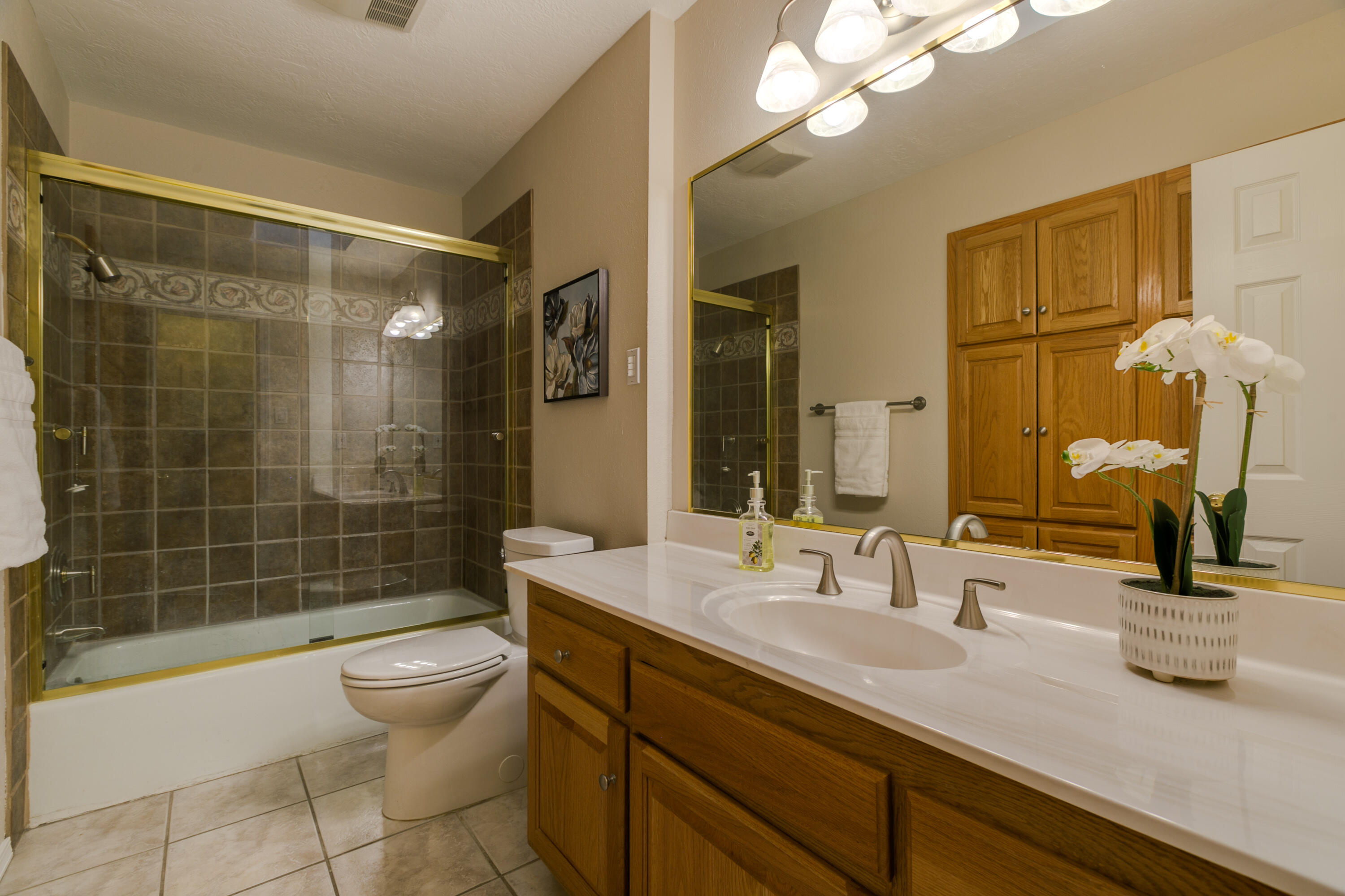 2825 PALO ALTO Drive NE