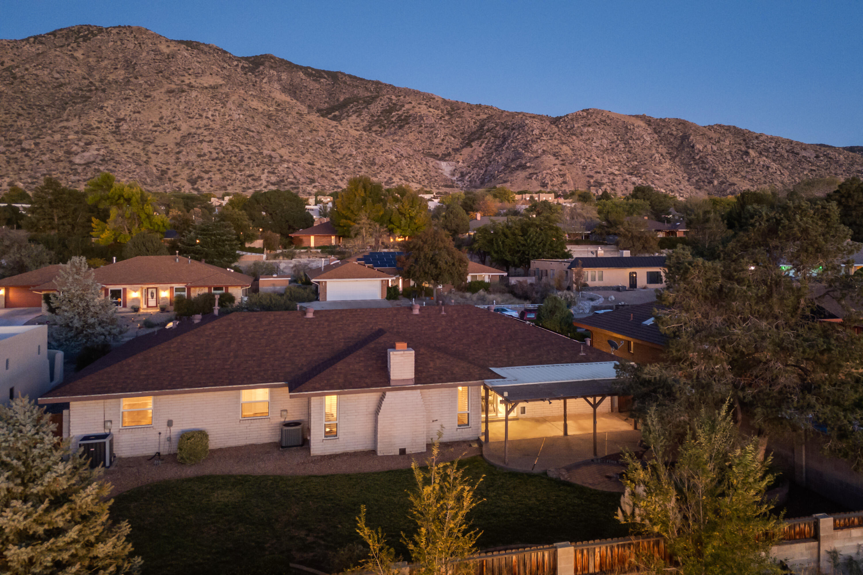 2825 PALO ALTO Drive NE