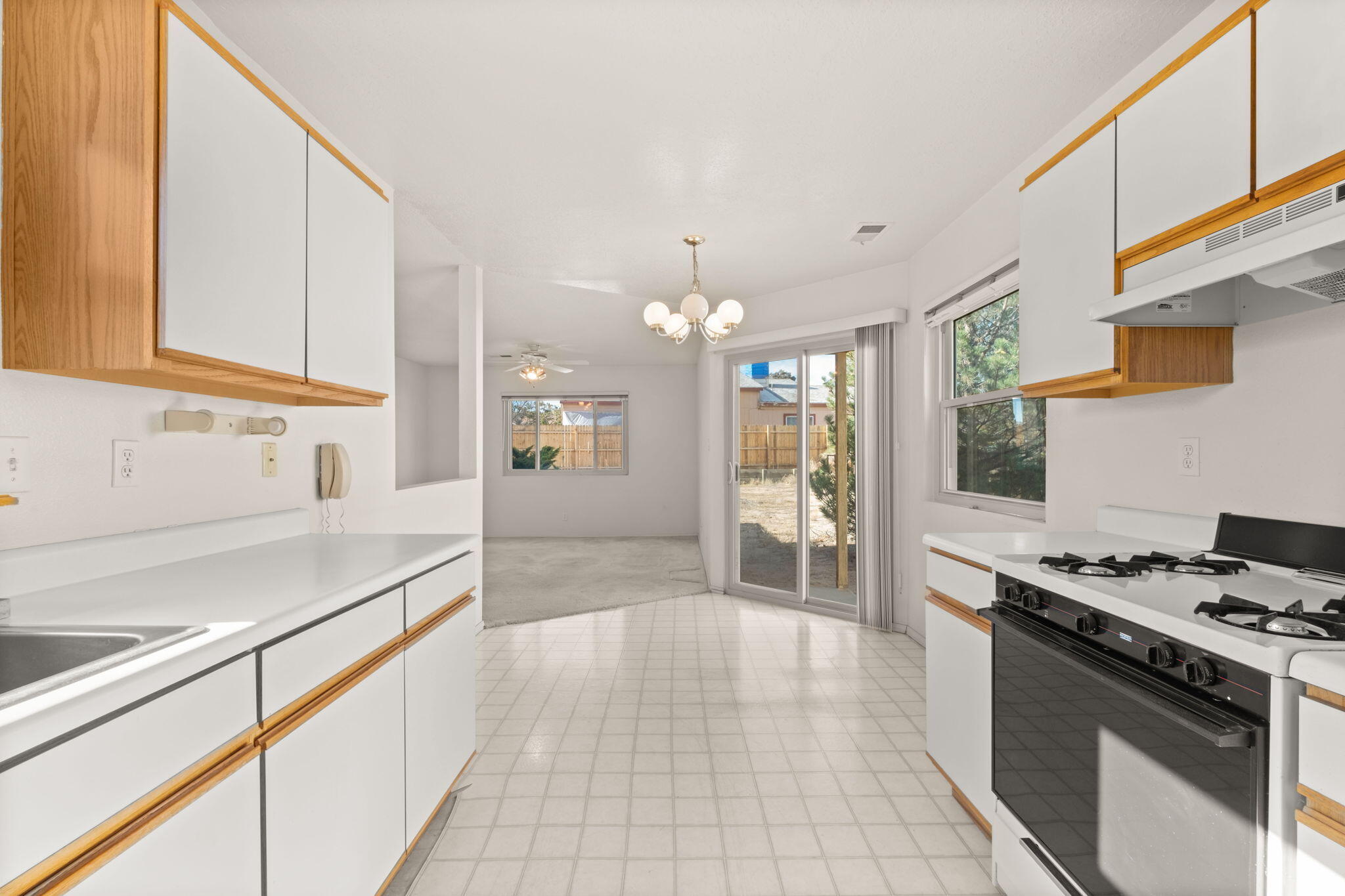 2312 HIGH DESERT Circle NE