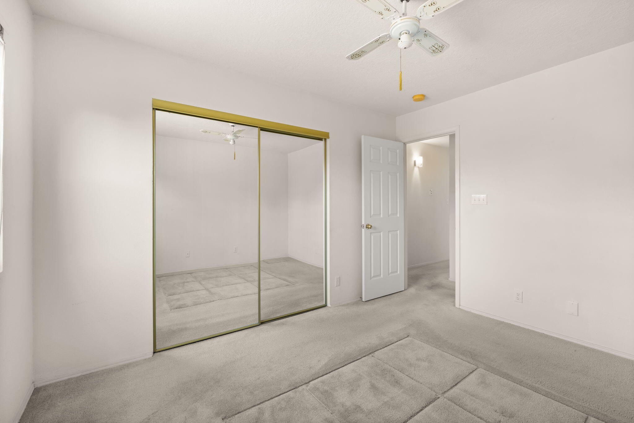 2312 HIGH DESERT Circle NE