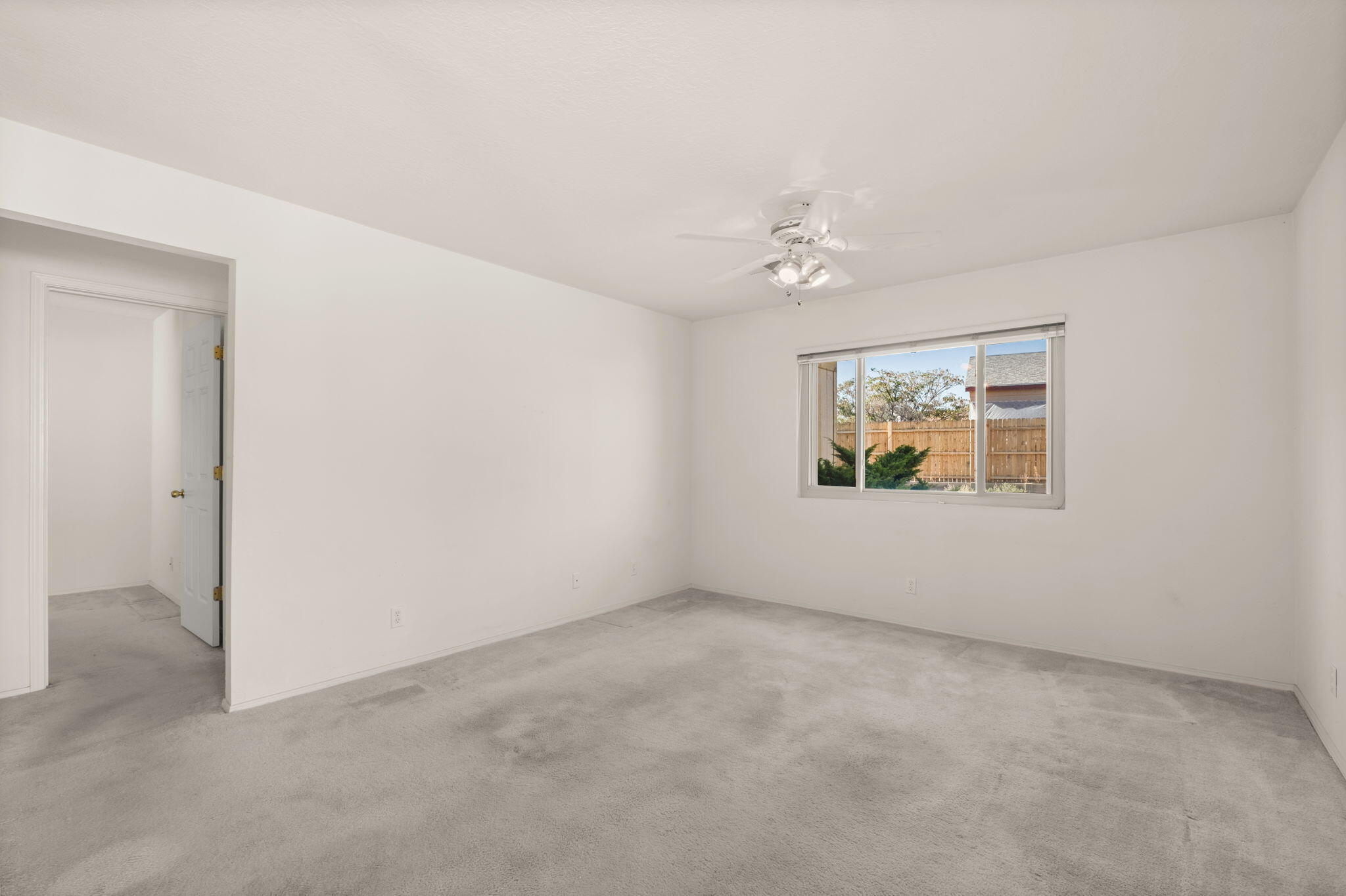 2312 HIGH DESERT Circle NE