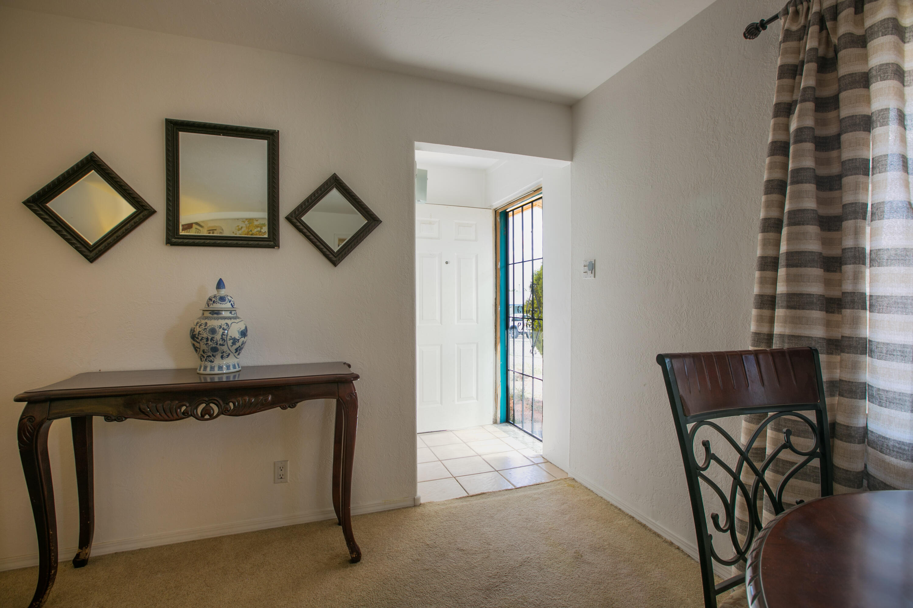 1520 ELFEGO BACA Drive SW