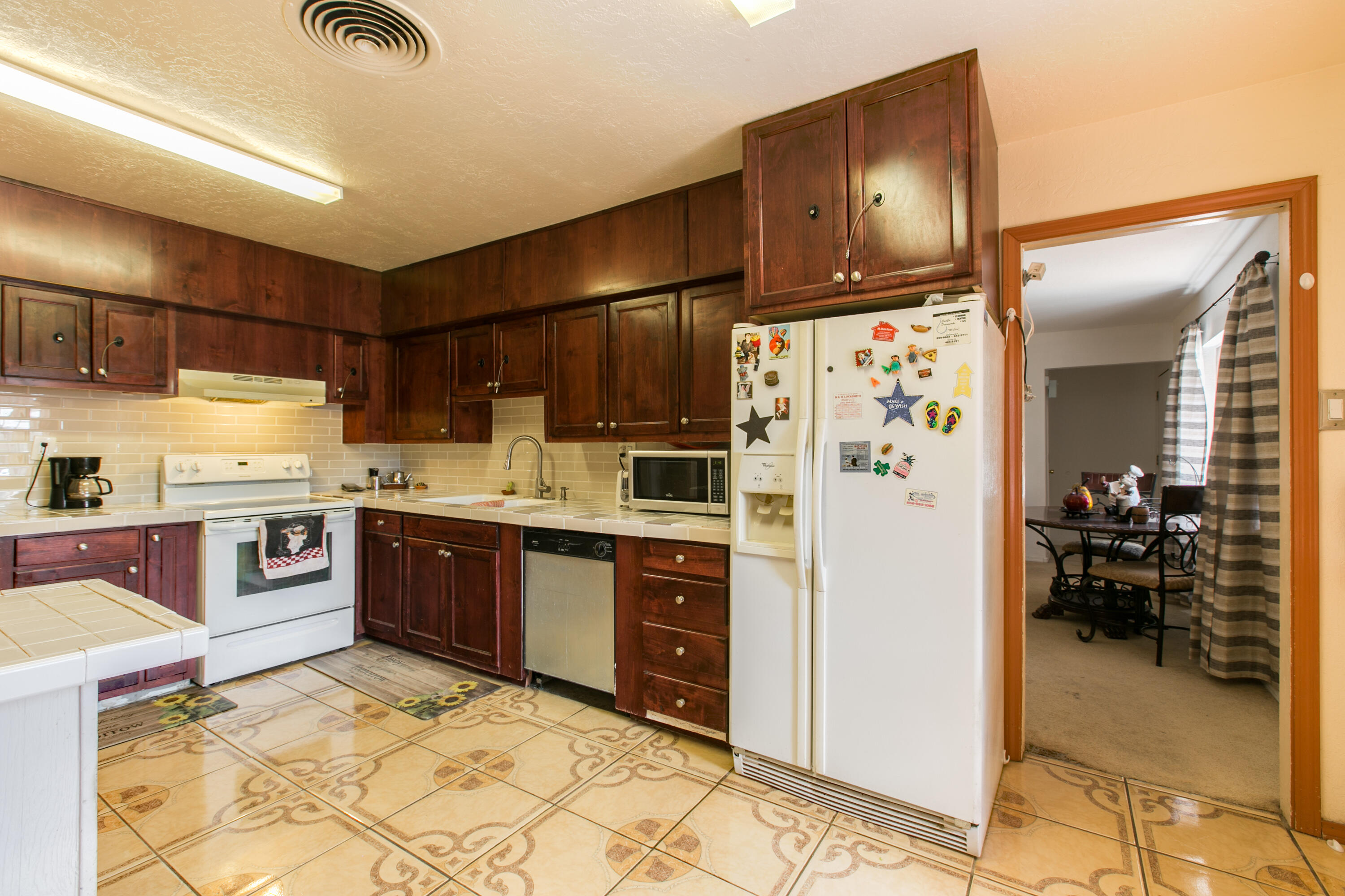 1520 ELFEGO BACA Drive SW