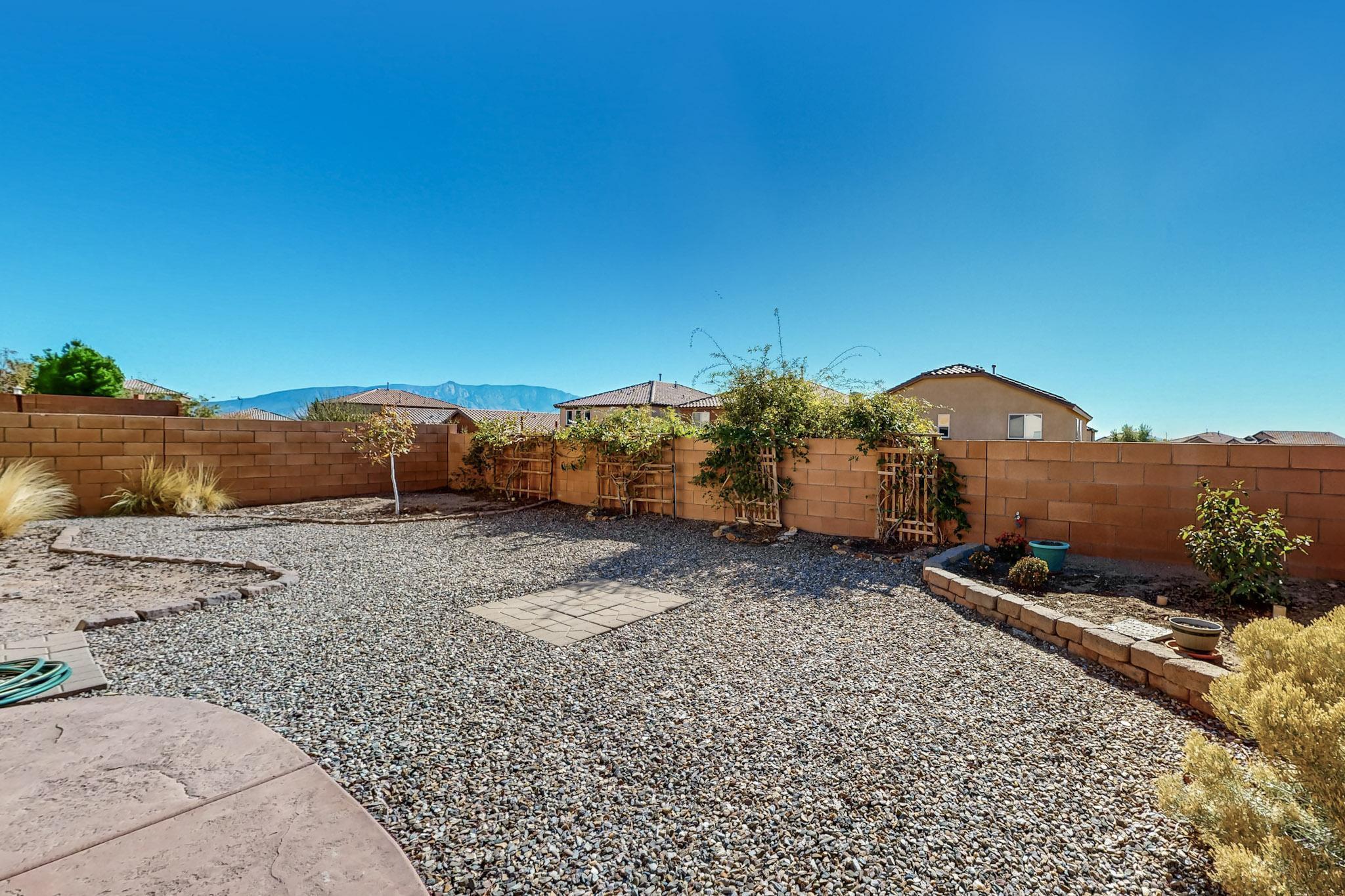 4005 LOMA ALTA Avenue NE