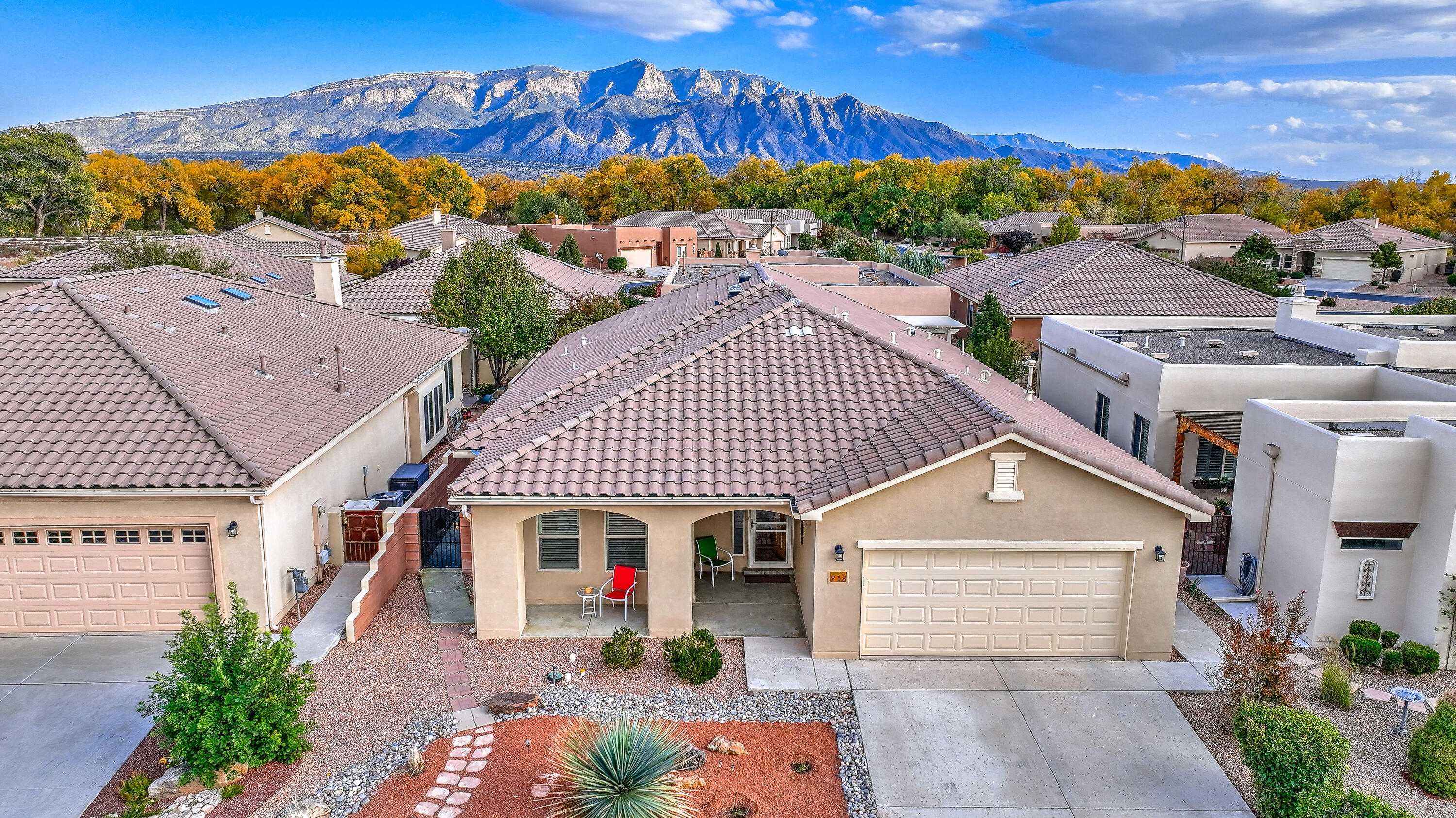 936 PRAIRIE ZINNIA Drive