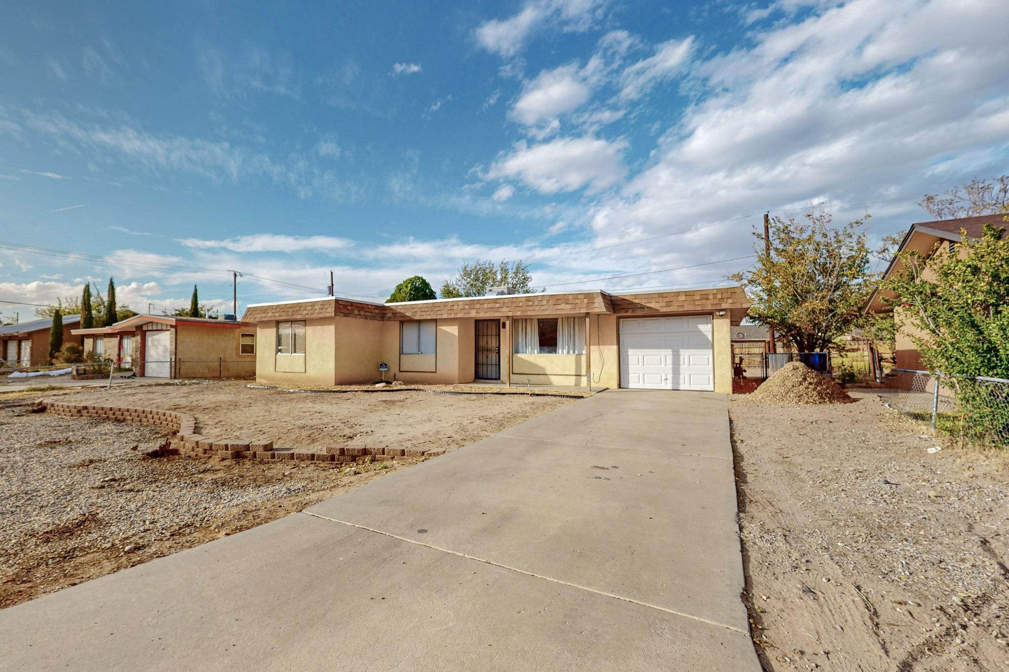 2621 DESERT GARDEN Lane SW