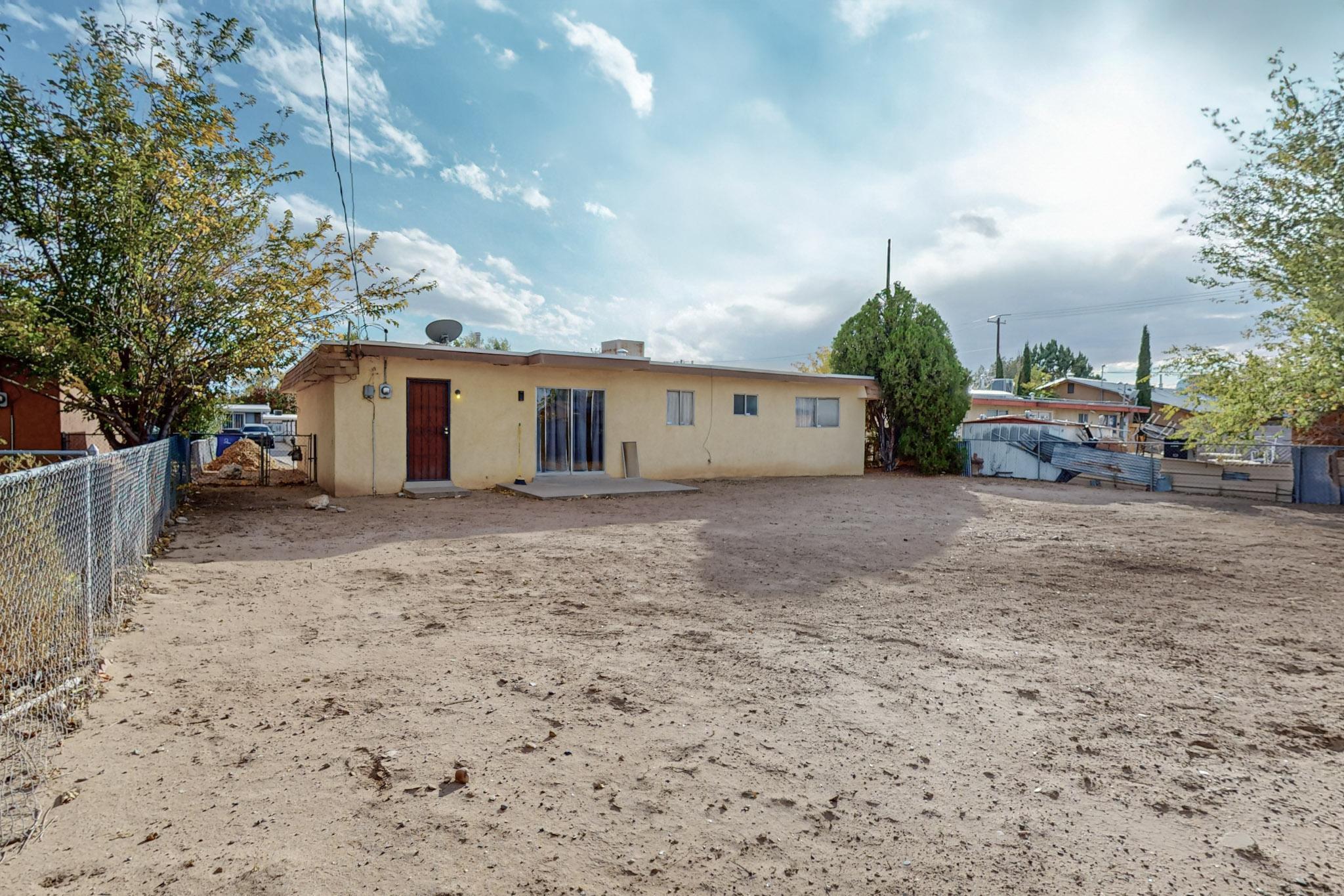 2621 DESERT GARDEN Lane SW