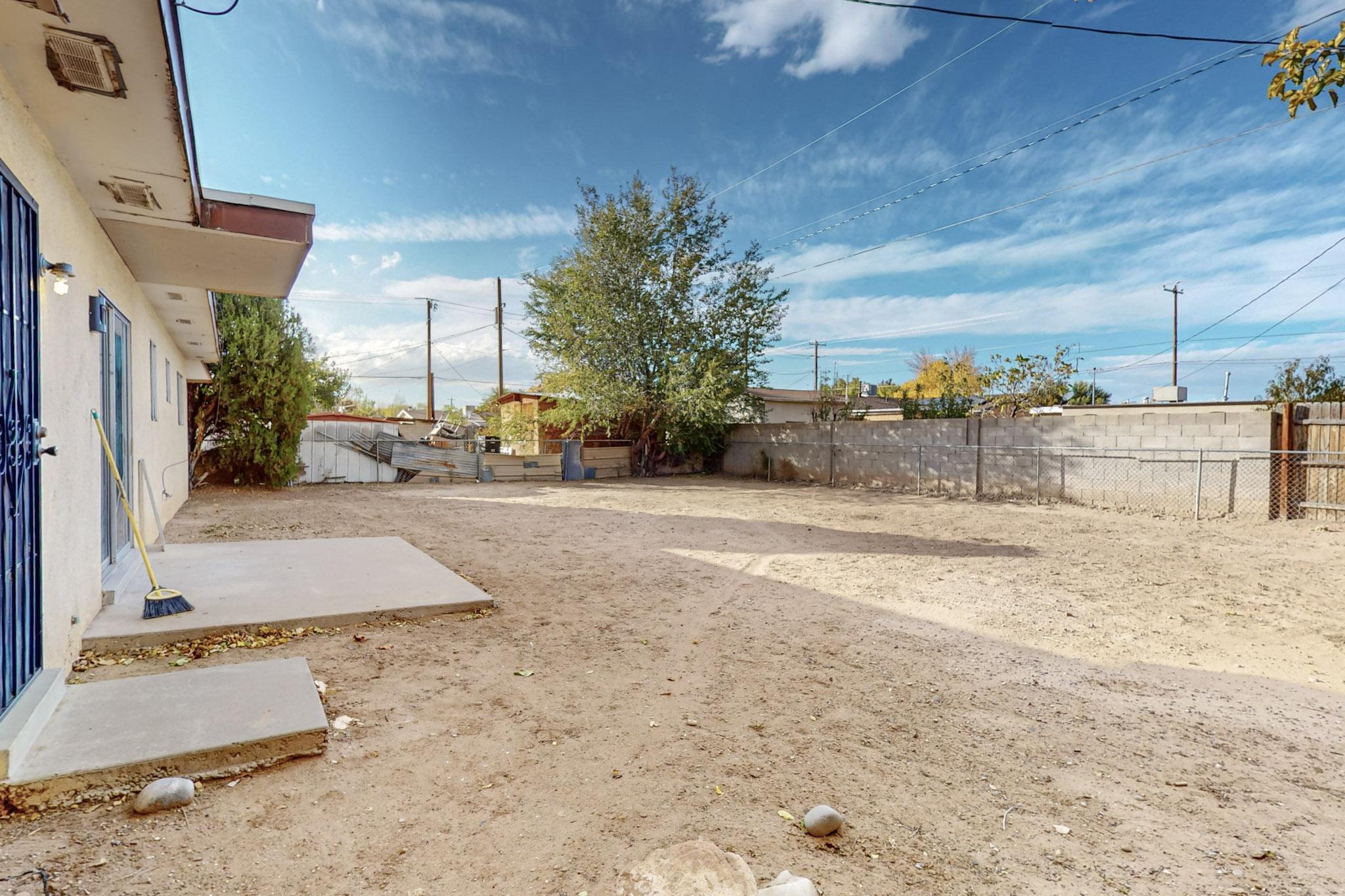 2621 DESERT GARDEN Lane SW