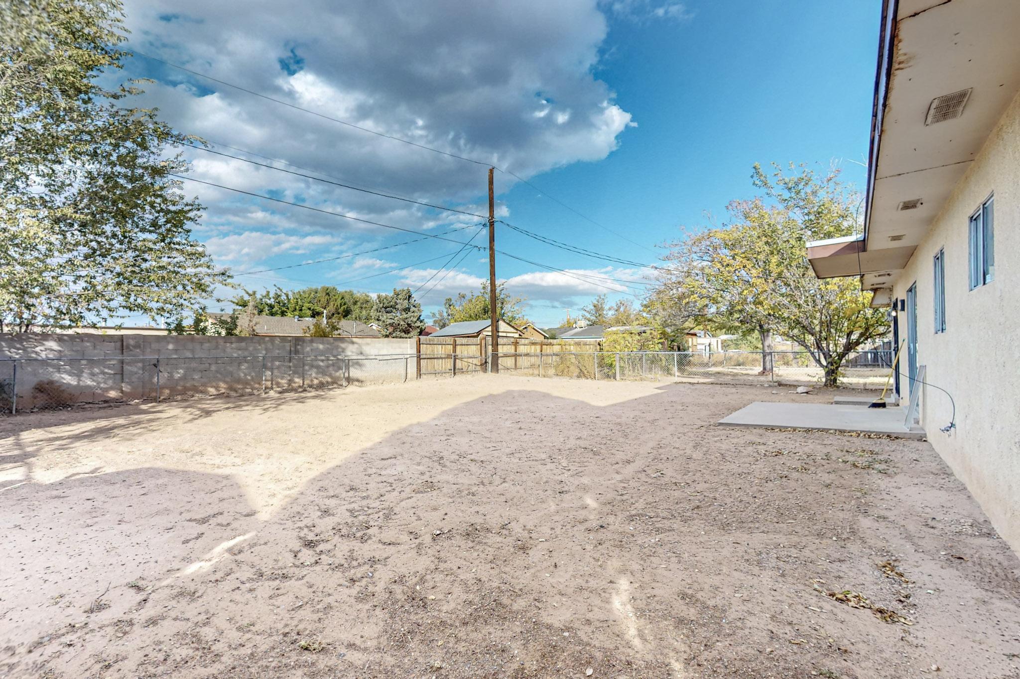 2621 DESERT GARDEN Lane SW