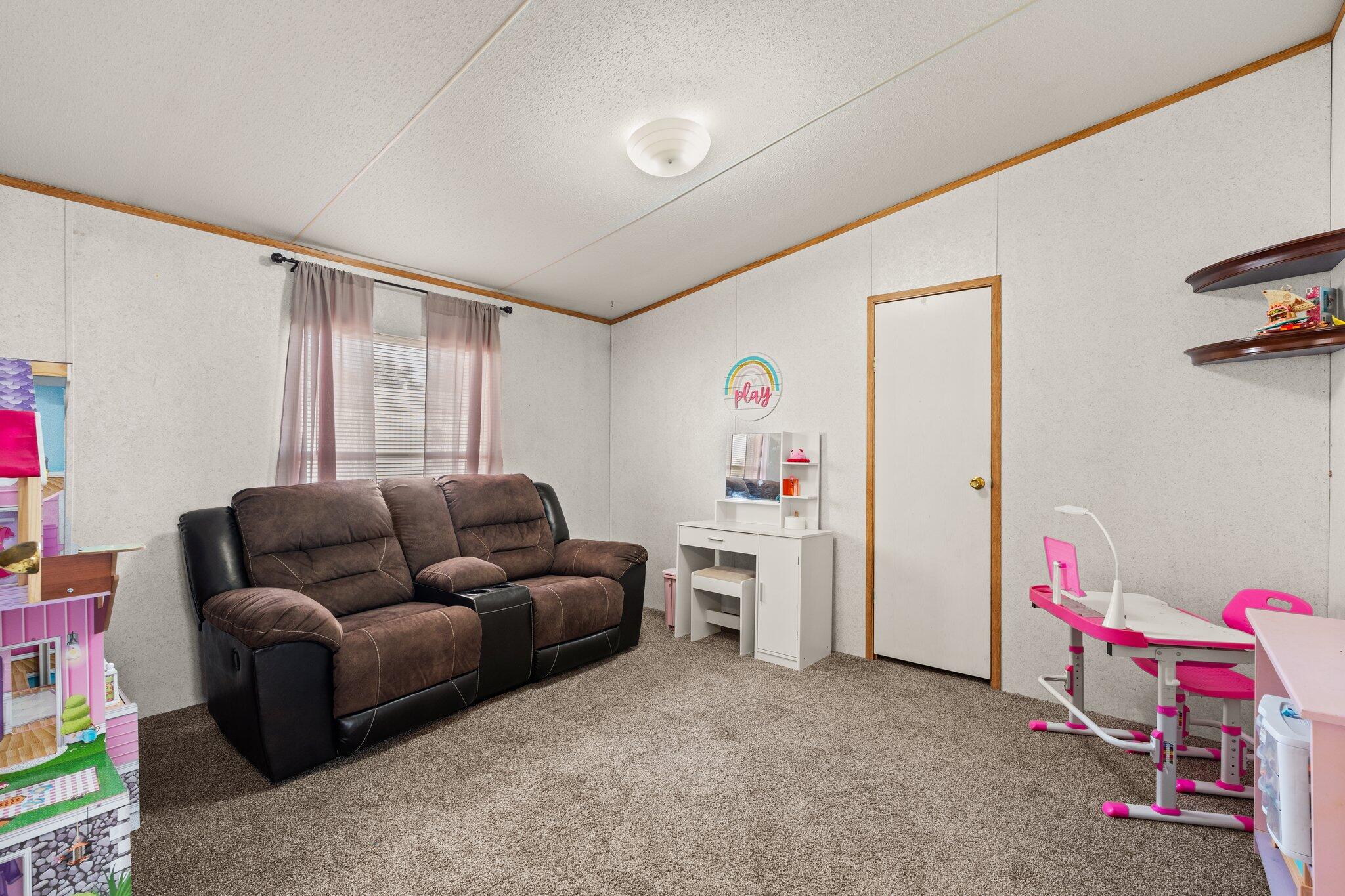 105 ORCHARD Place