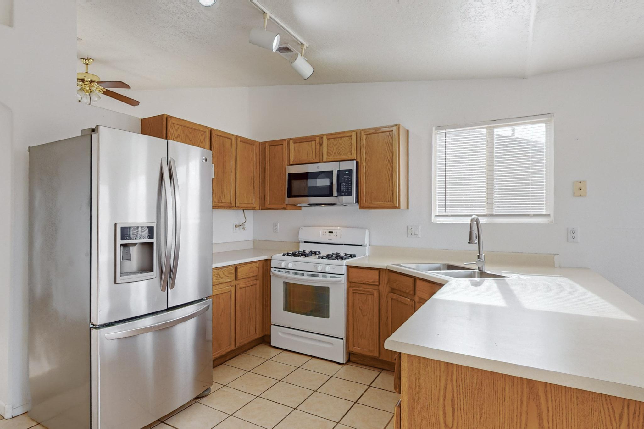 1323 QUIET DESERT Drive SW