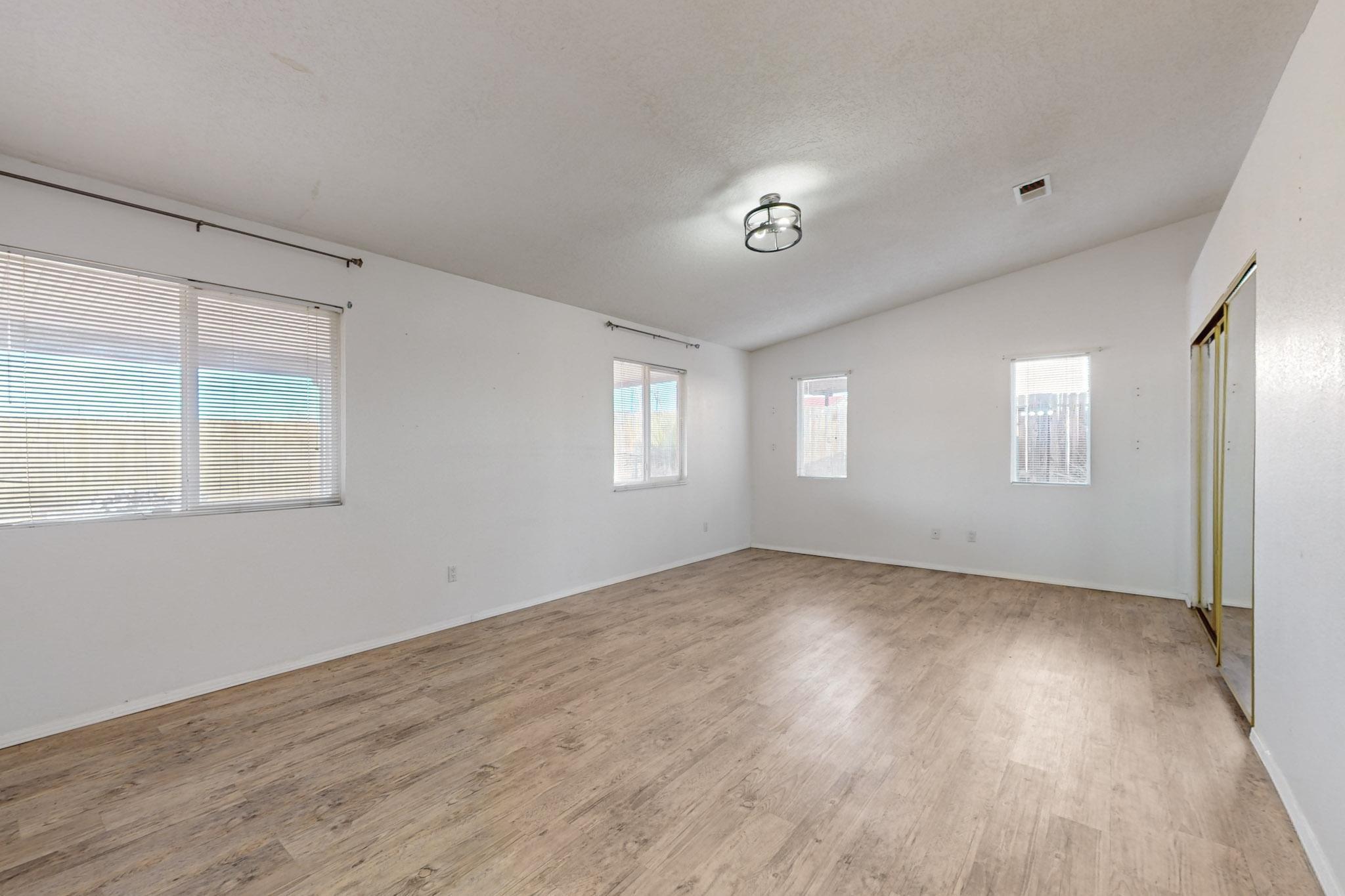 1323 QUIET DESERT Drive SW