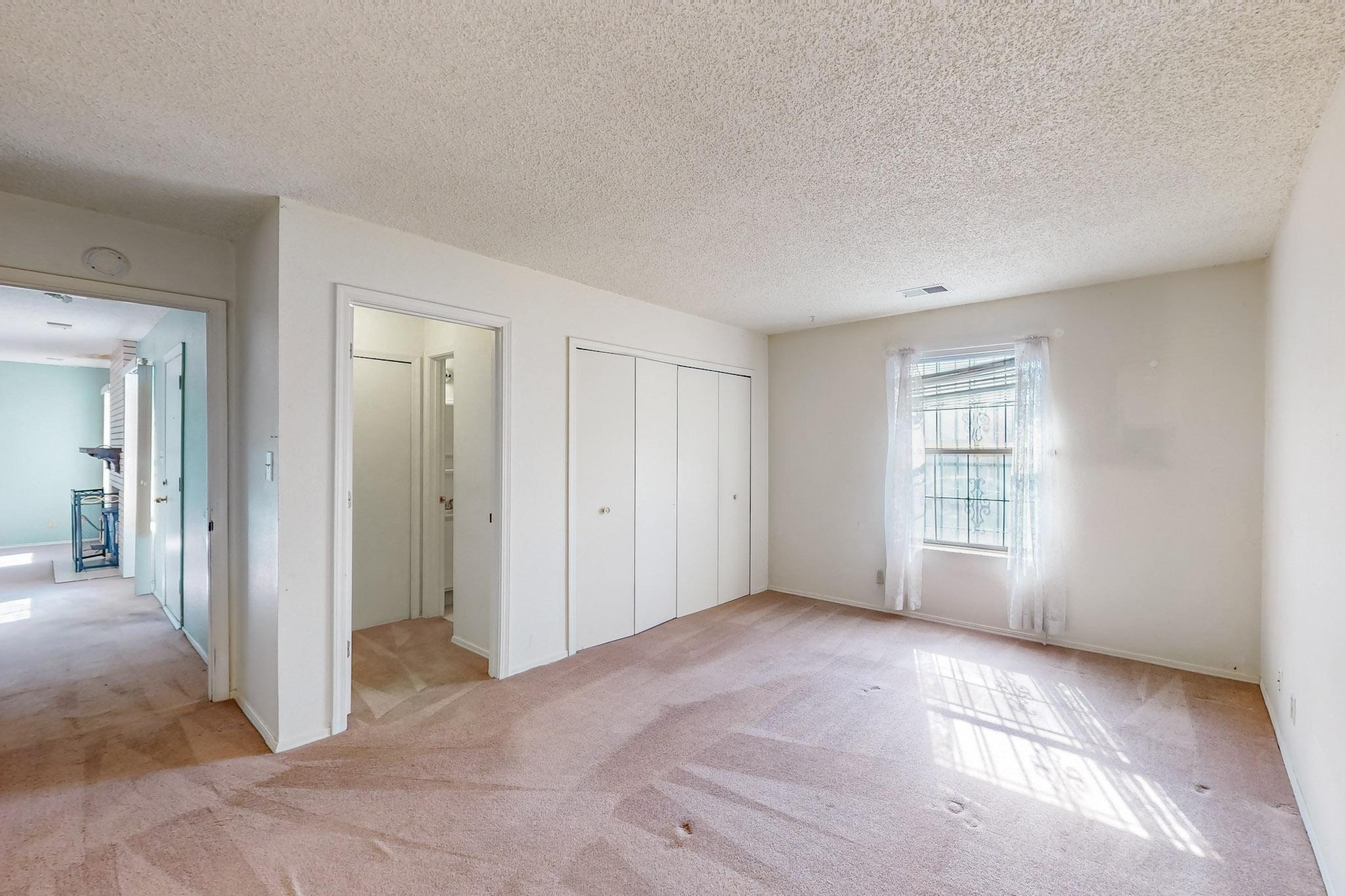 1331 APEX Court SE