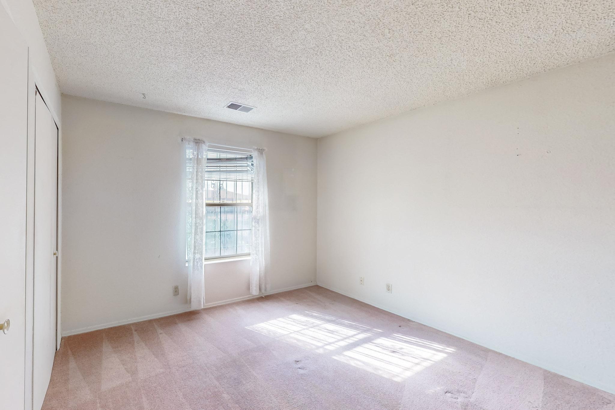 1331 APEX Court SE