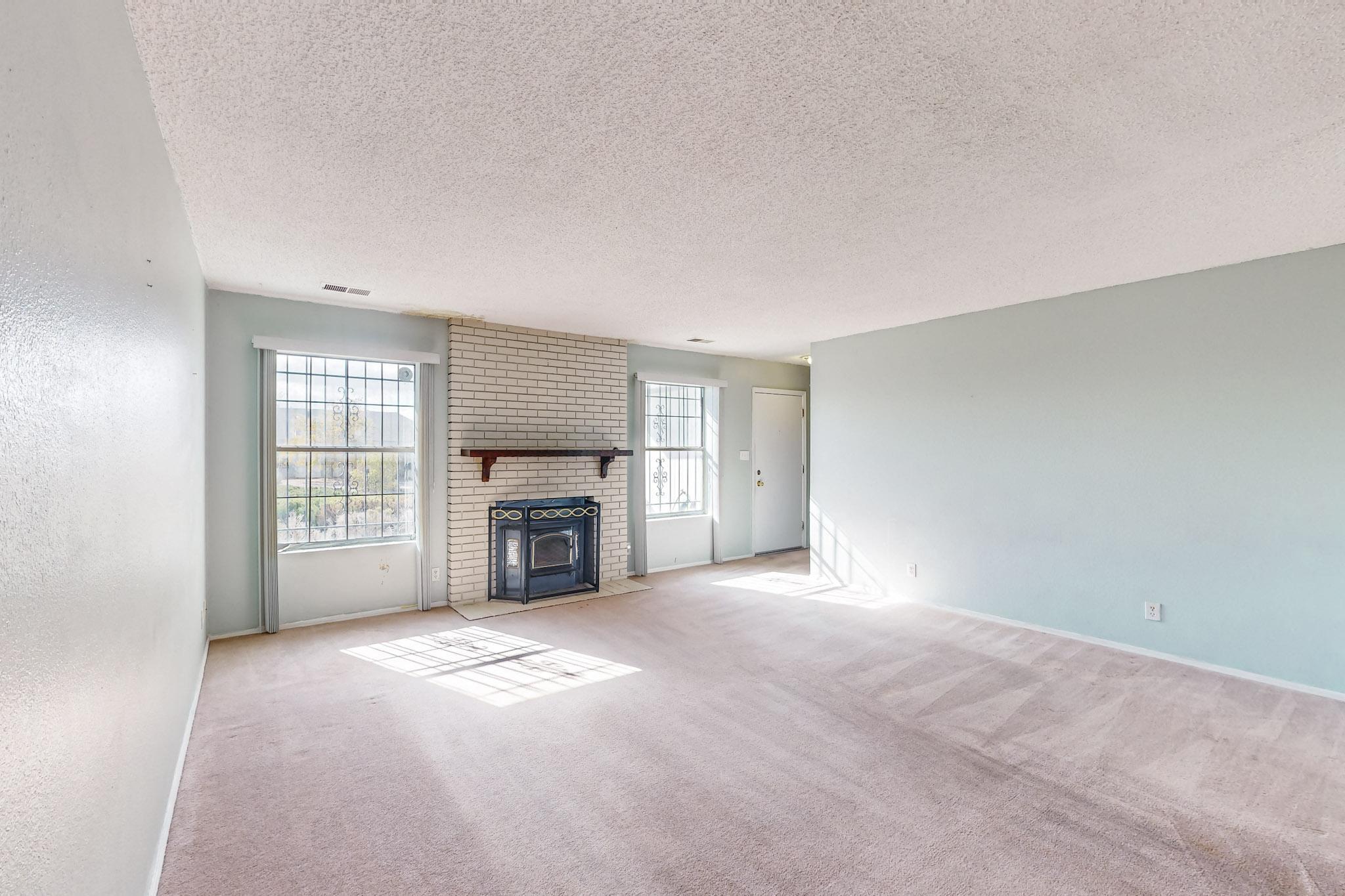 1331 APEX Court SE