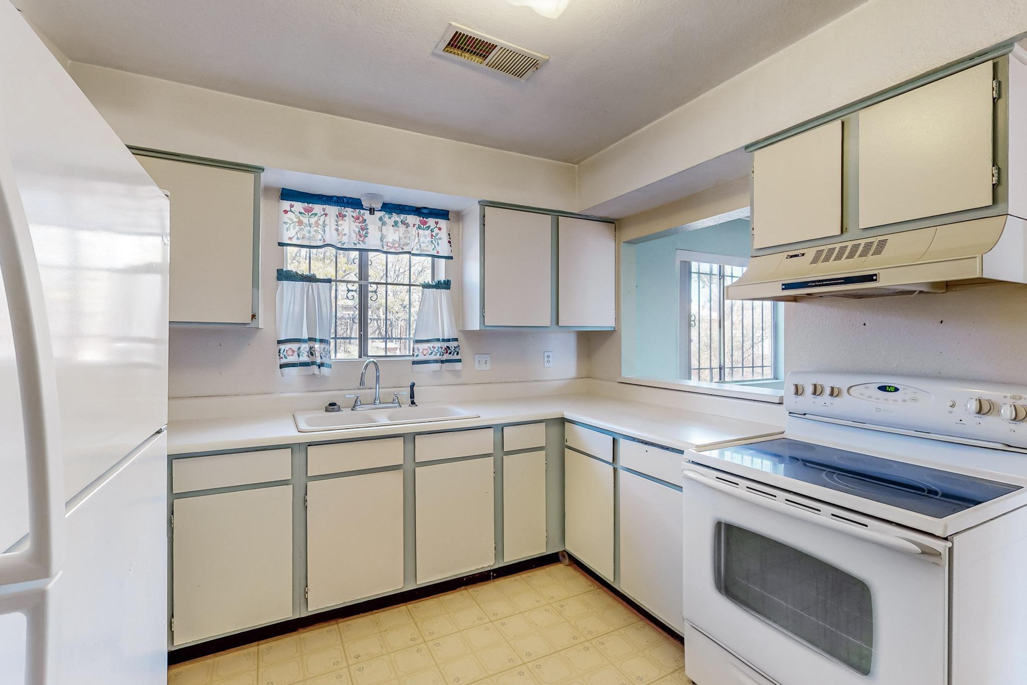 1331 APEX Court SE