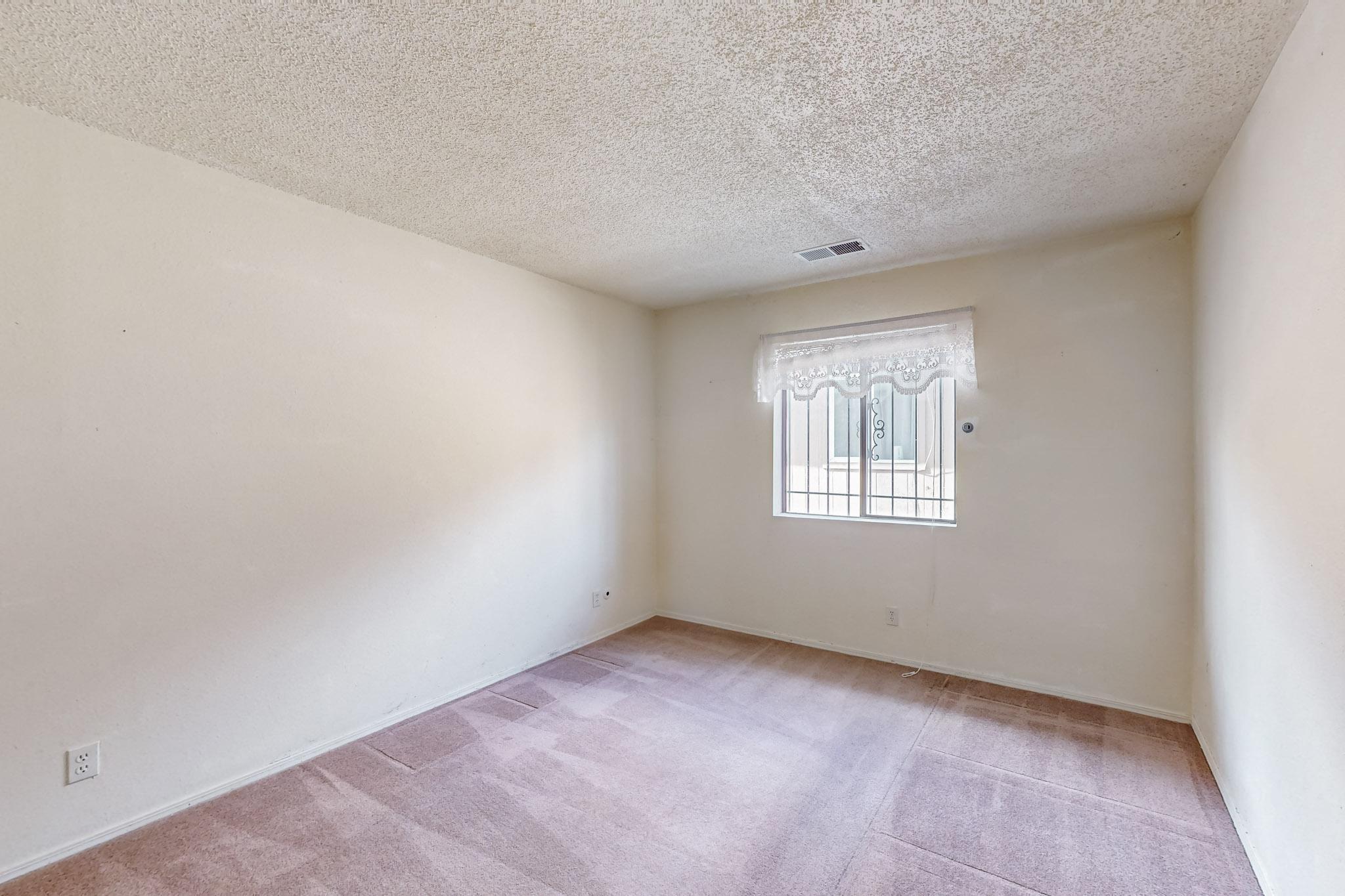1331 APEX Court SE
