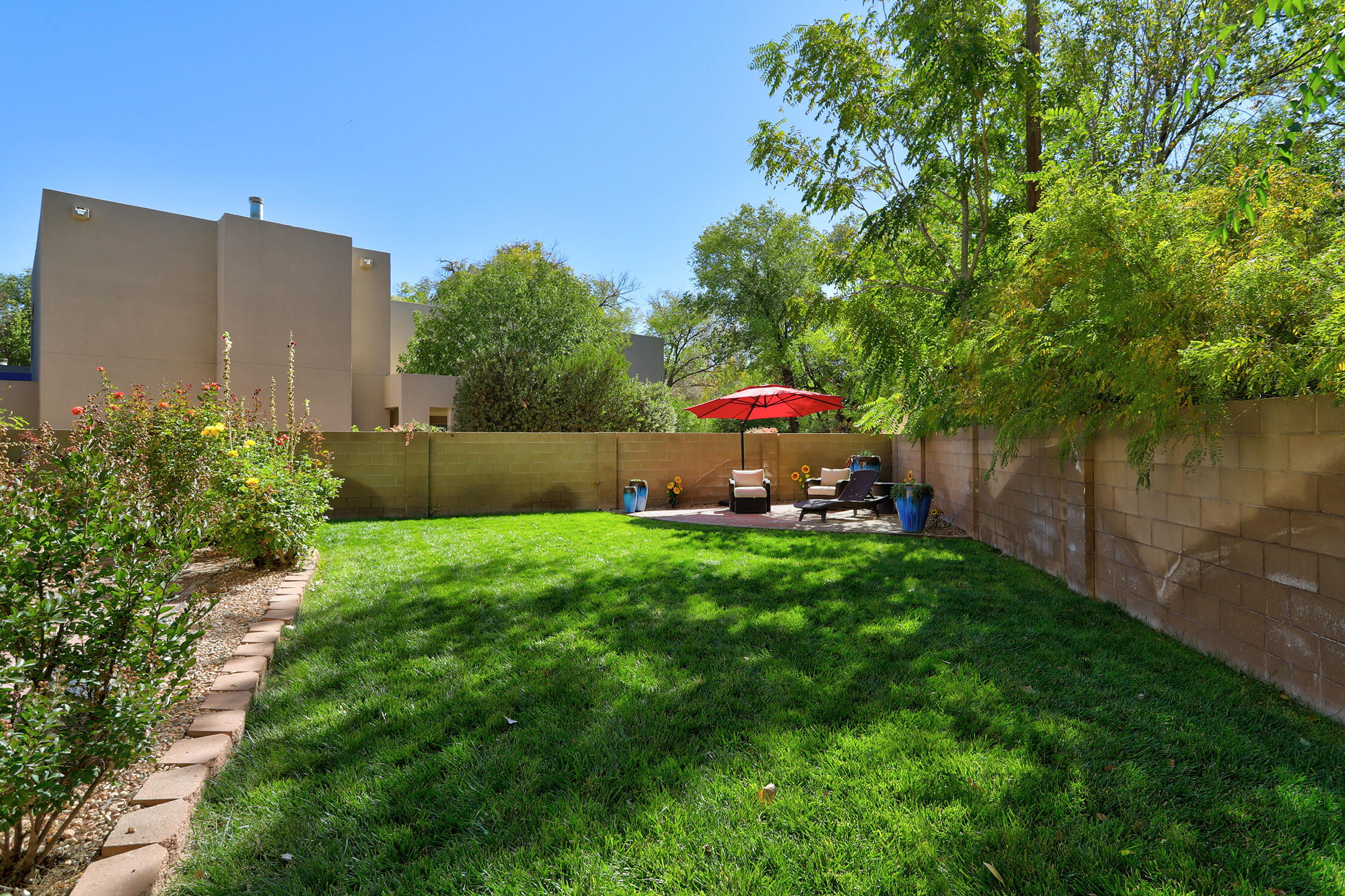 1650 RANCHO GUADALUPE Trail NW
